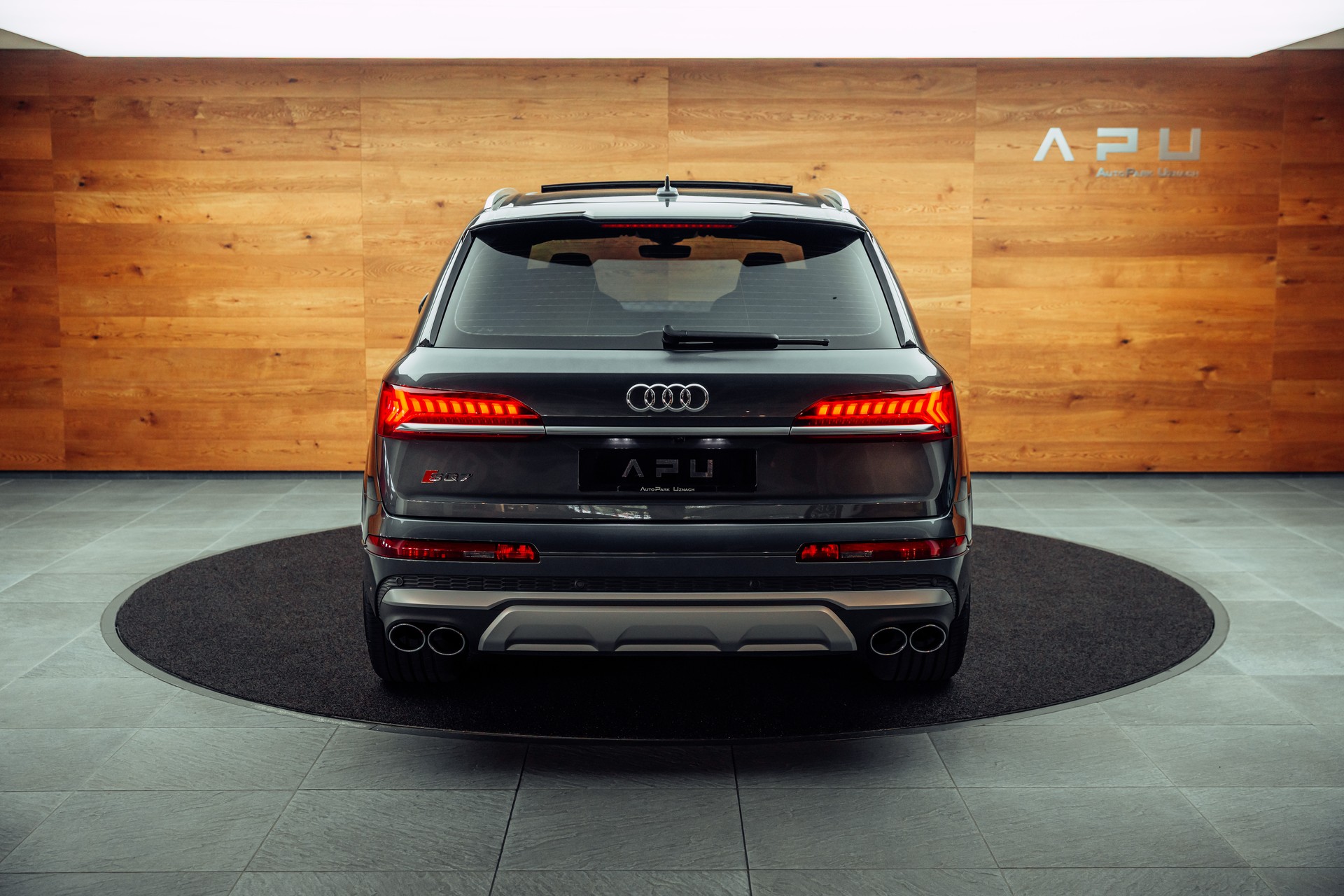 AUDI SQ7 TFSI quattro tiptronic Daytonagrau-image-17