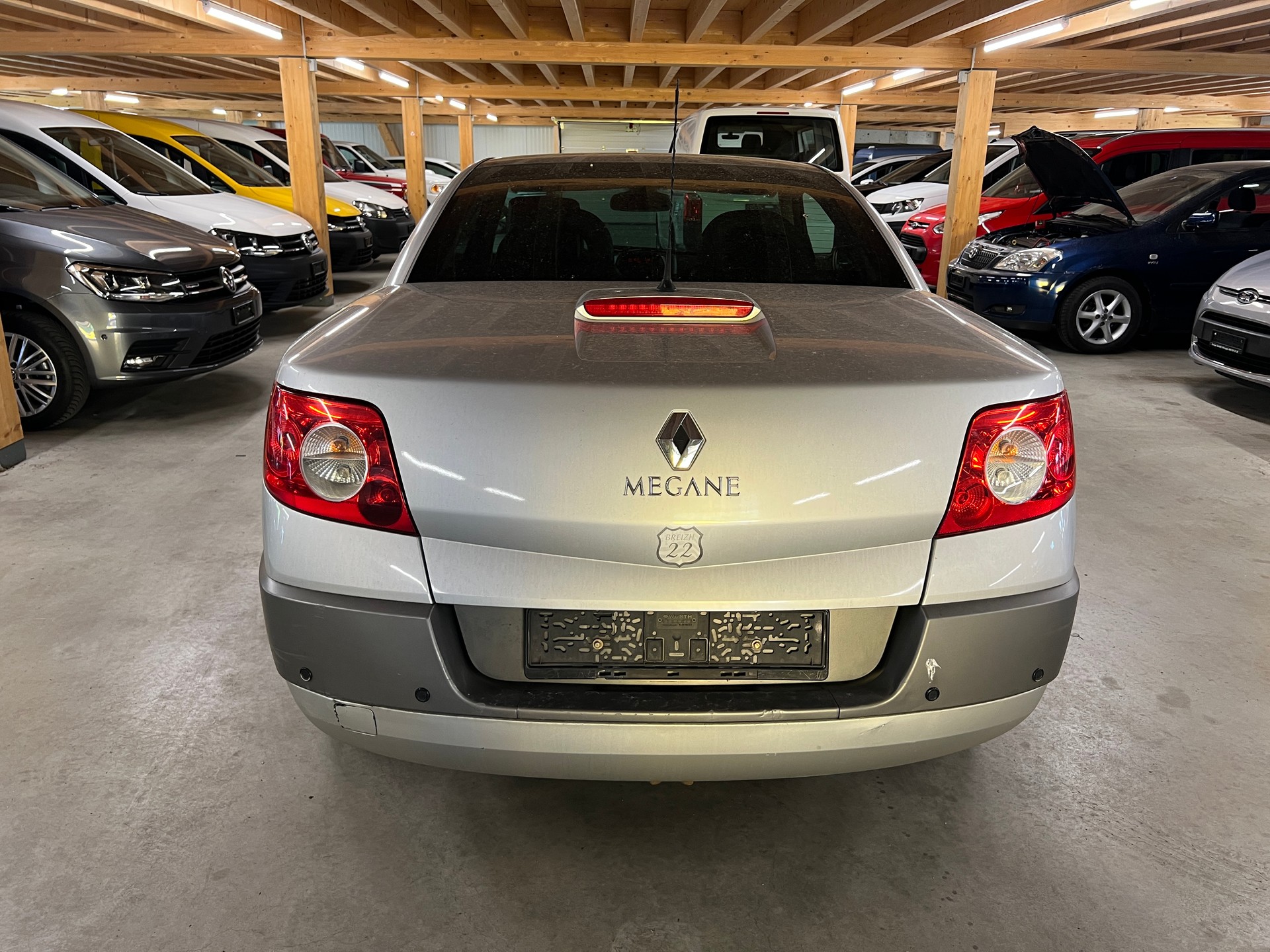 RENAULT Mégane C-C 2.0 16V Dynamique Confort-image-5