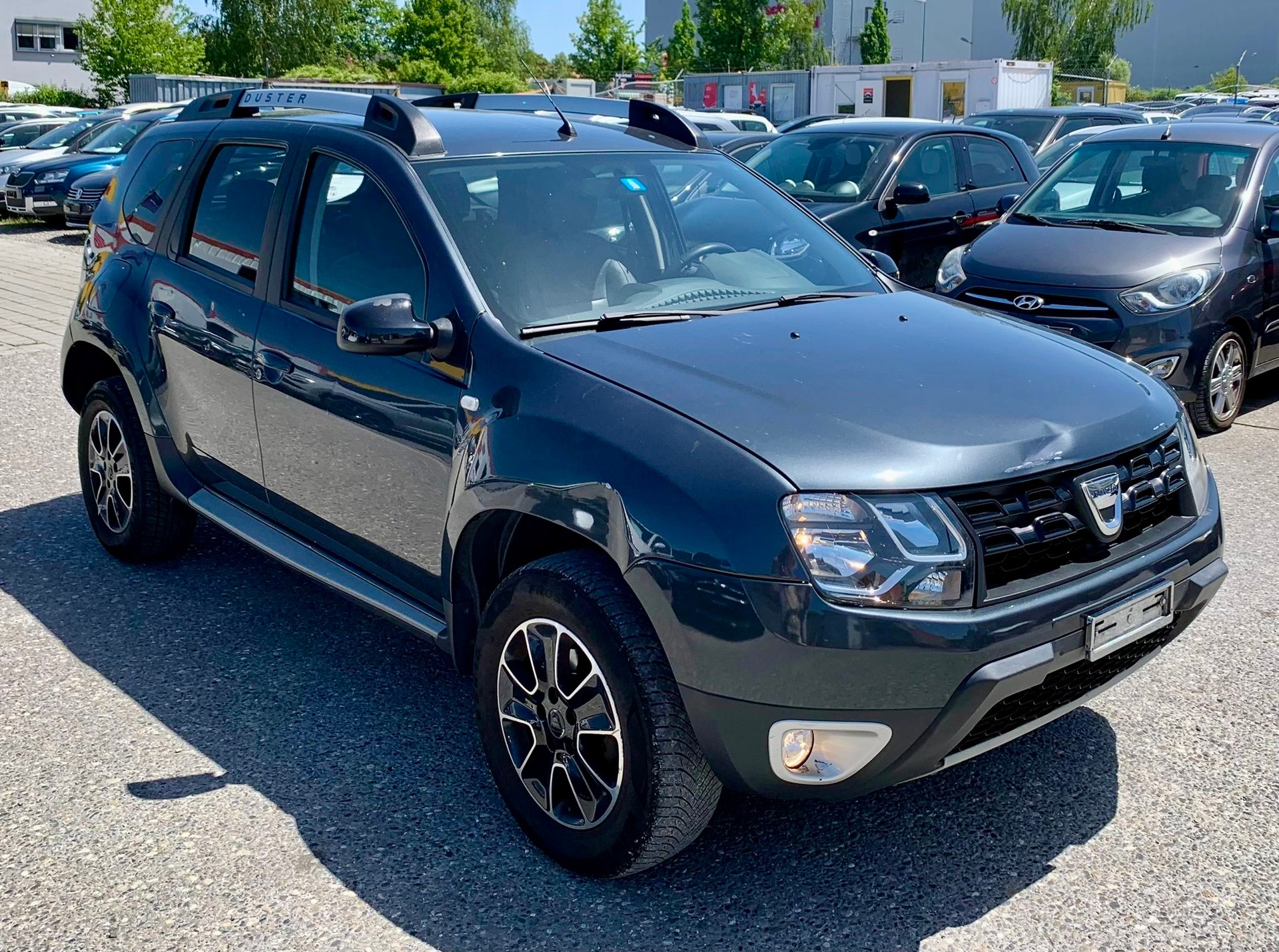 DACIA Duster 1.5 dCi Unlimited 4x2 EDC Automat (Klimatronik * Alufelgen * Sensoren mit Kamera * Leder * Navigation * BO6)-image-3