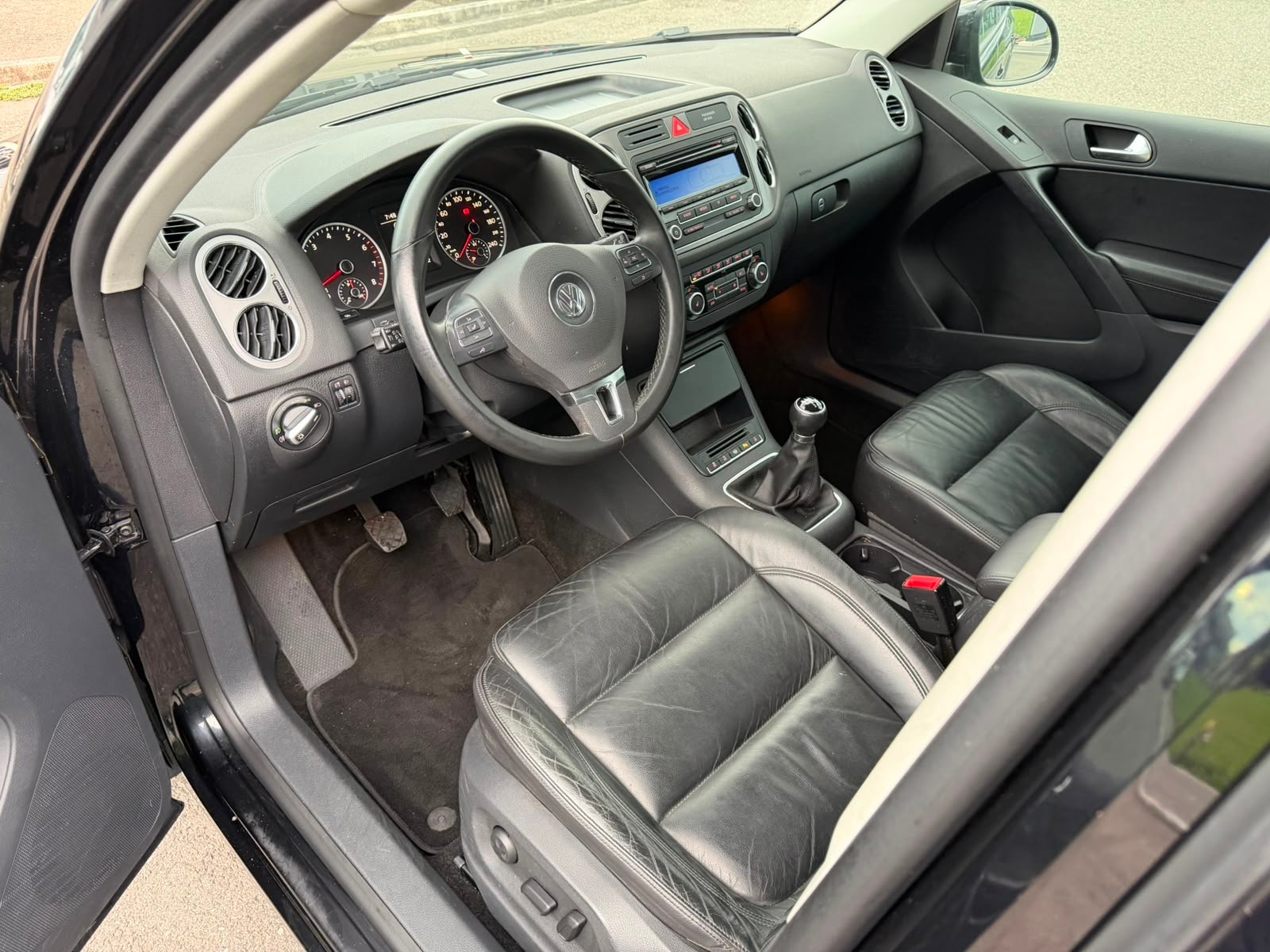 VW Tiguan 1.4 TSI BlueMotion Value 4x2-image-4