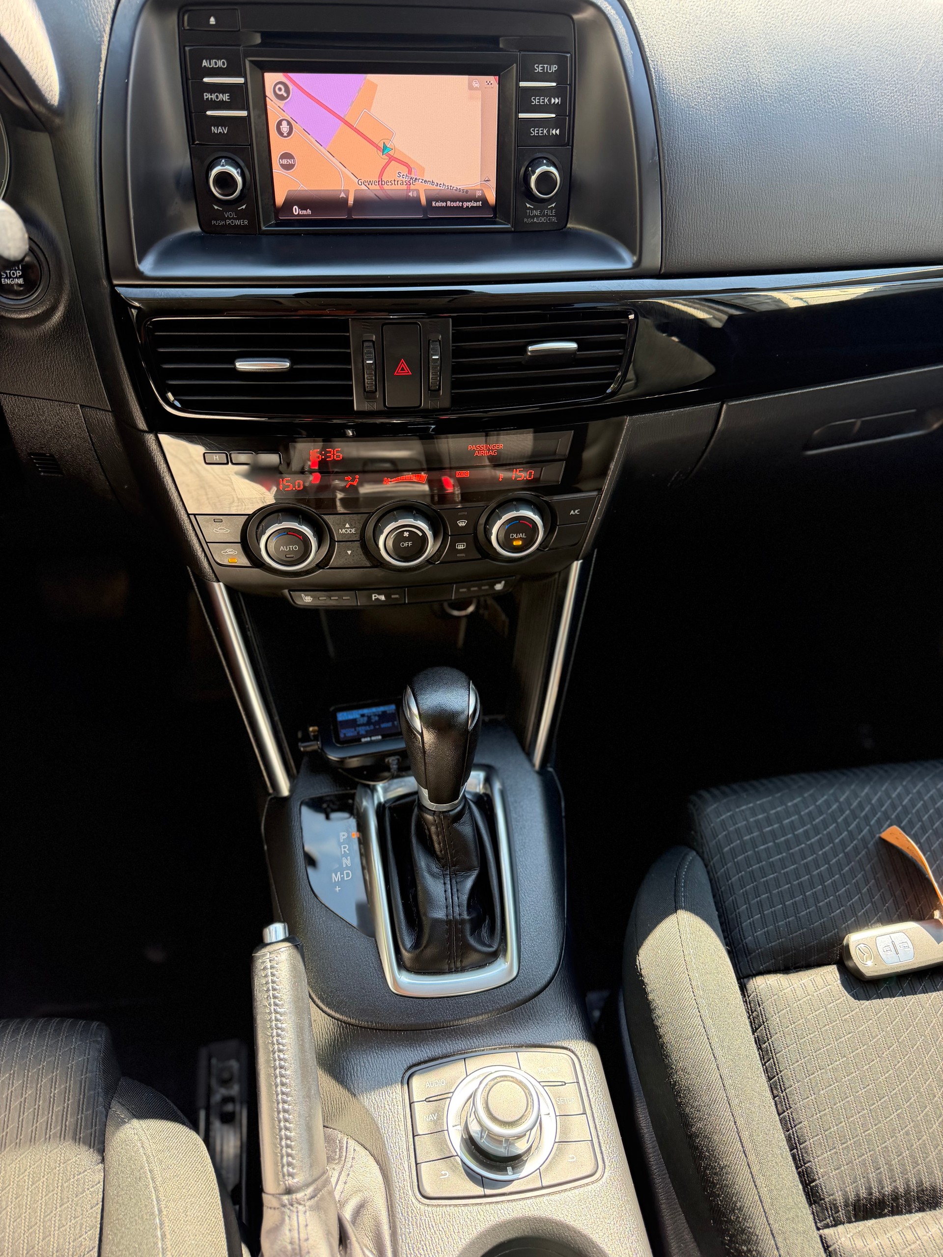 MAZDA CX-5 2.2 D Ambition AWD Automatic-image-25