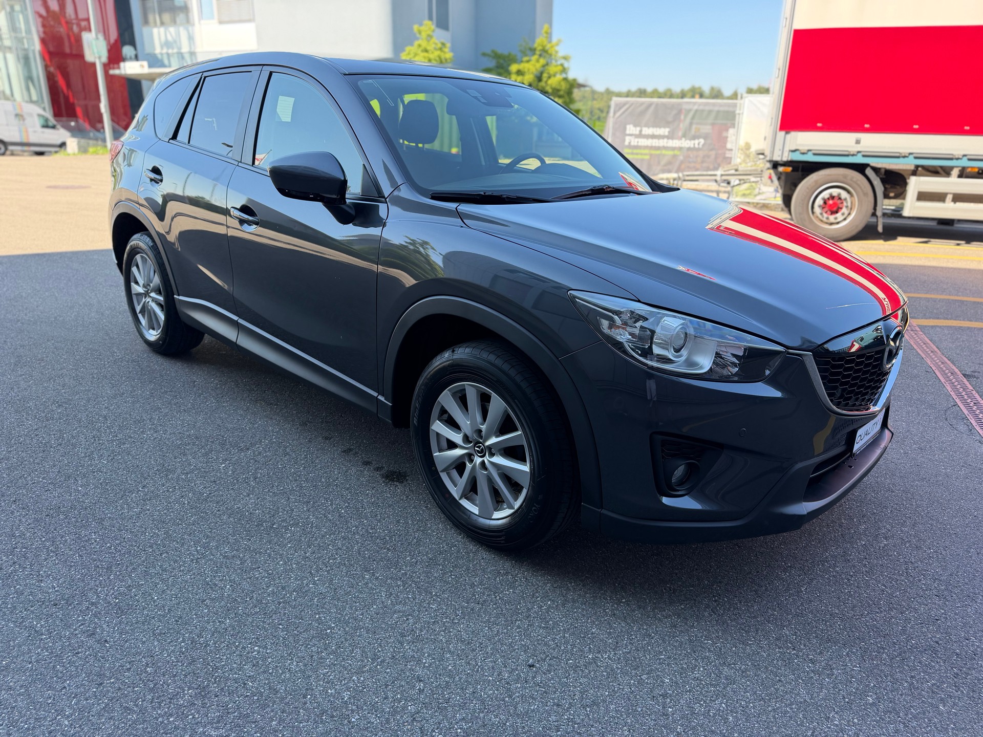 MAZDA CX-5 2.2 D Ambition AWD Automatic-showroom-element-2