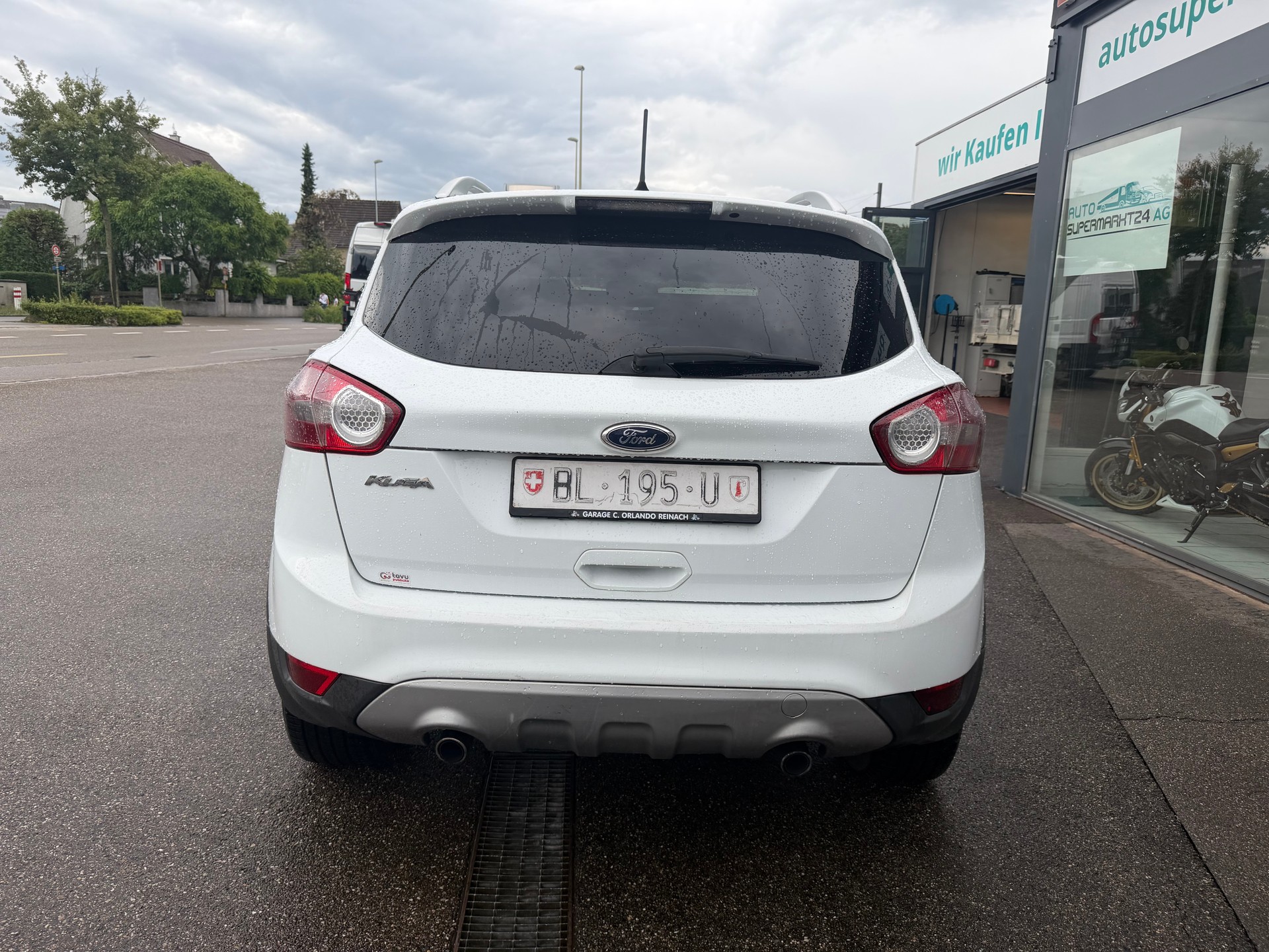 FORD Kuga 2.0 TDCi Titanium 4WD PowerShift-image-3