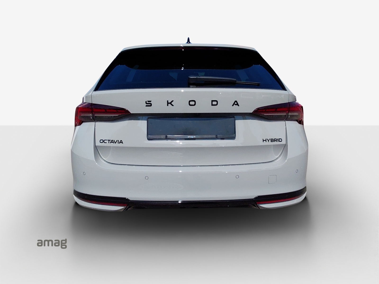 SKODA Octavia Combi 1.5 TSI mHEV DSG Sport Line-showroom-element-3
