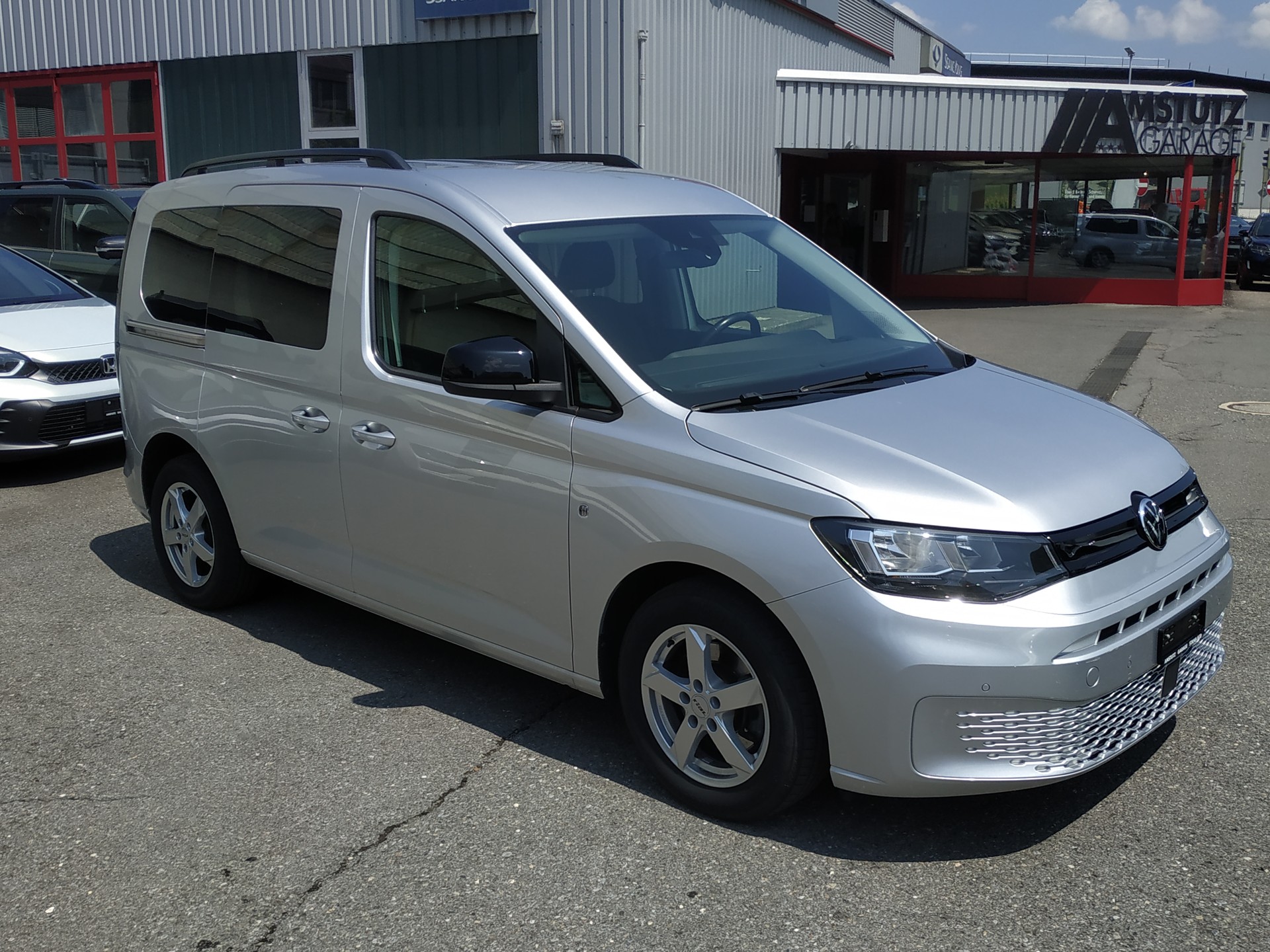 VW Caddy 2.0 TDI Liberty DSG Automat-showroom-element-1
