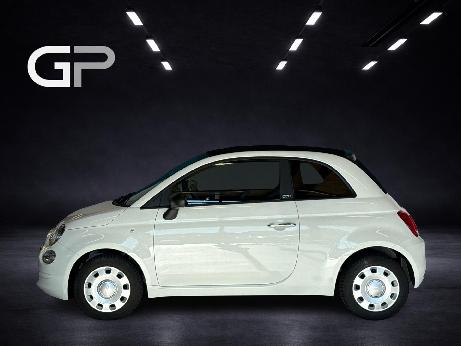 FIAT 500 C 1.0 Hybrid Cult-showroom-element-1