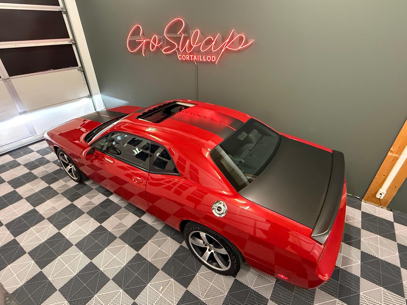 DODGE Challenger 392 SRT8 *toit ouvrant*-showroom-element-2