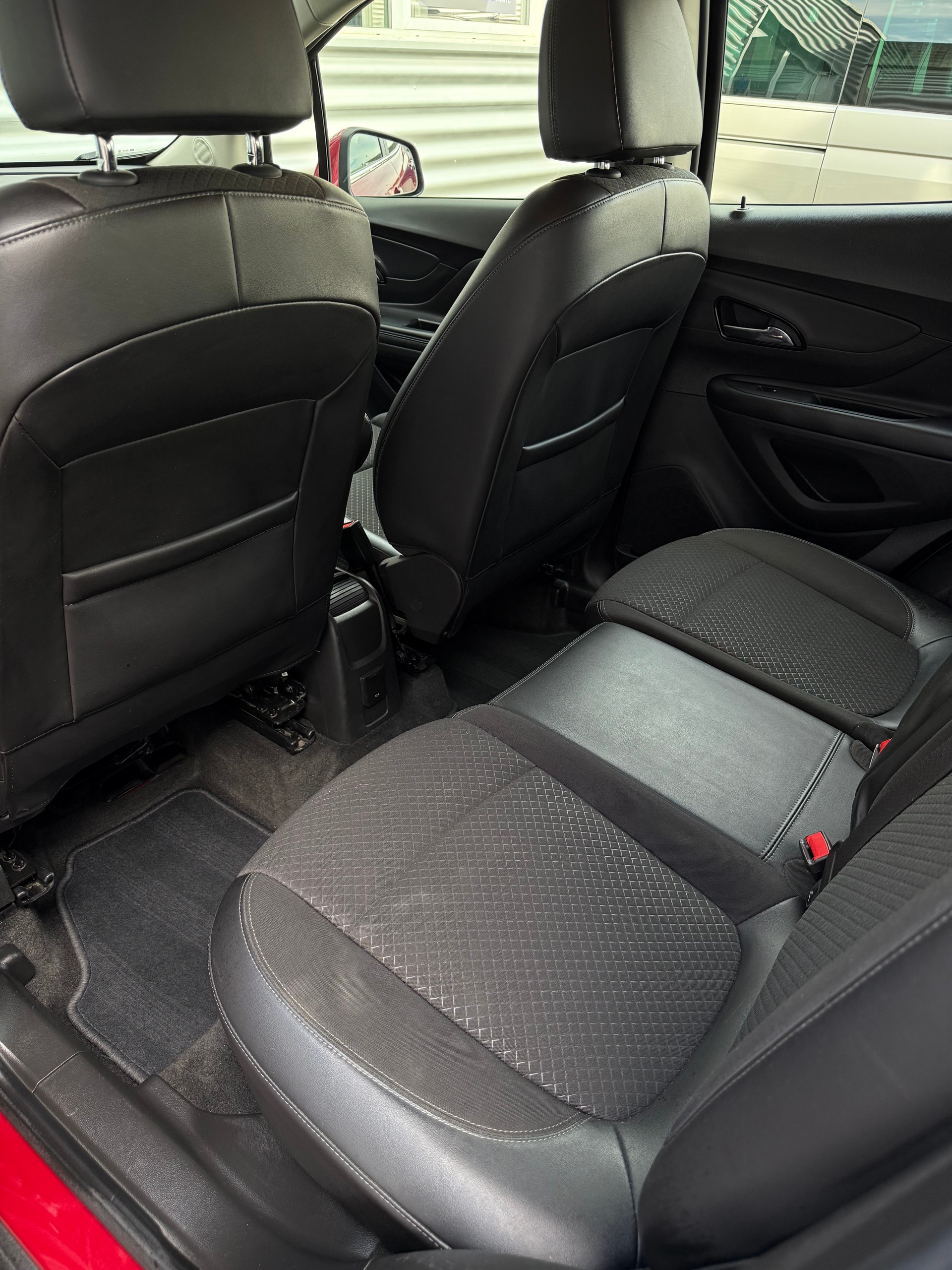 OPEL Mokka X 1.6 CDTi Excellence 4WD-image-15