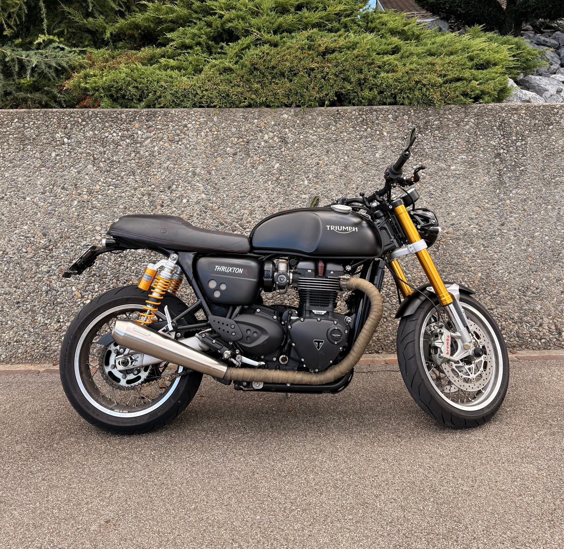 TRIUMPH Thruxton R 1200 i ABS-image-0