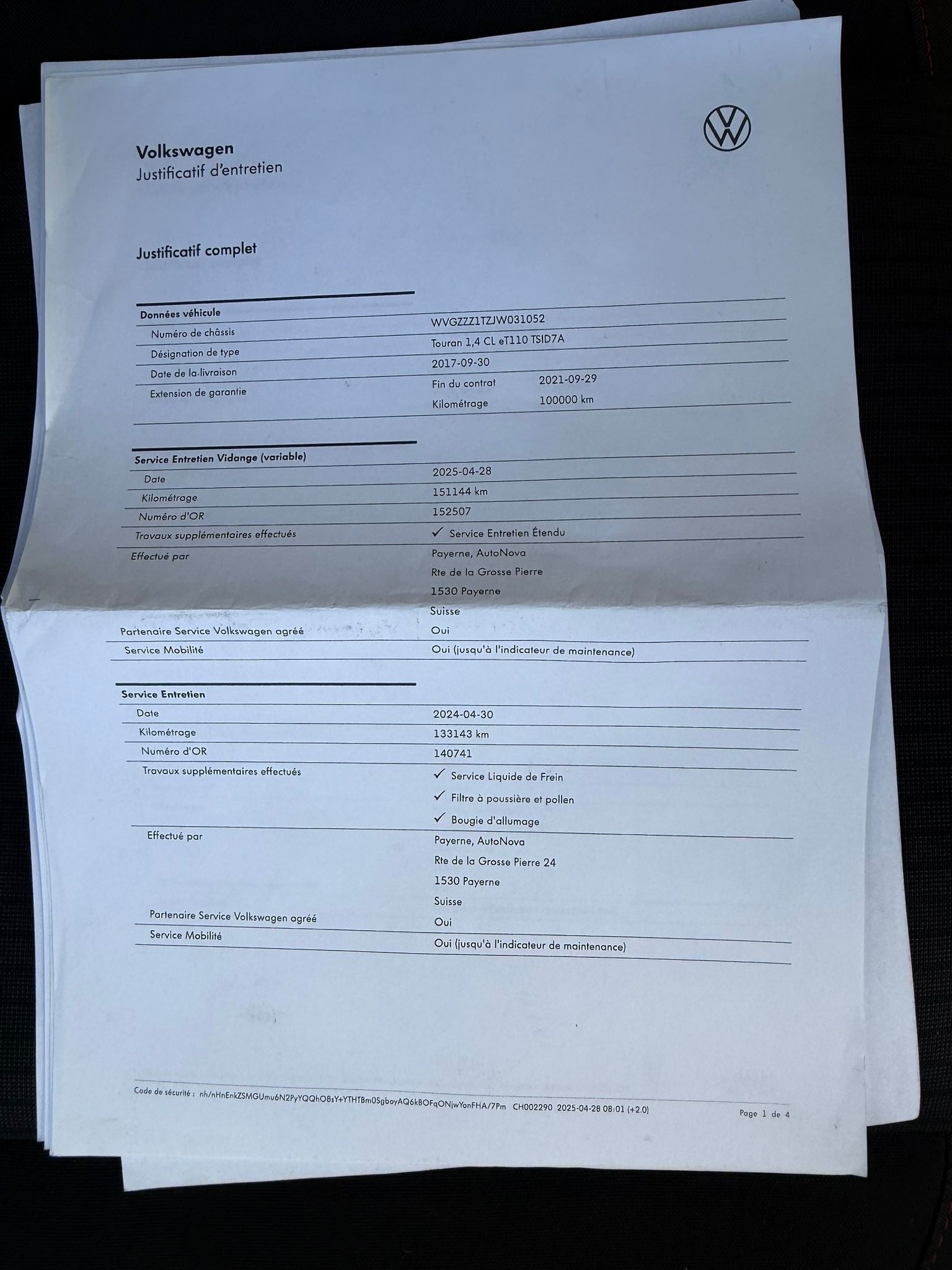 VW Touran 1.4 TSI BlueMotion High Line DSG-image-13