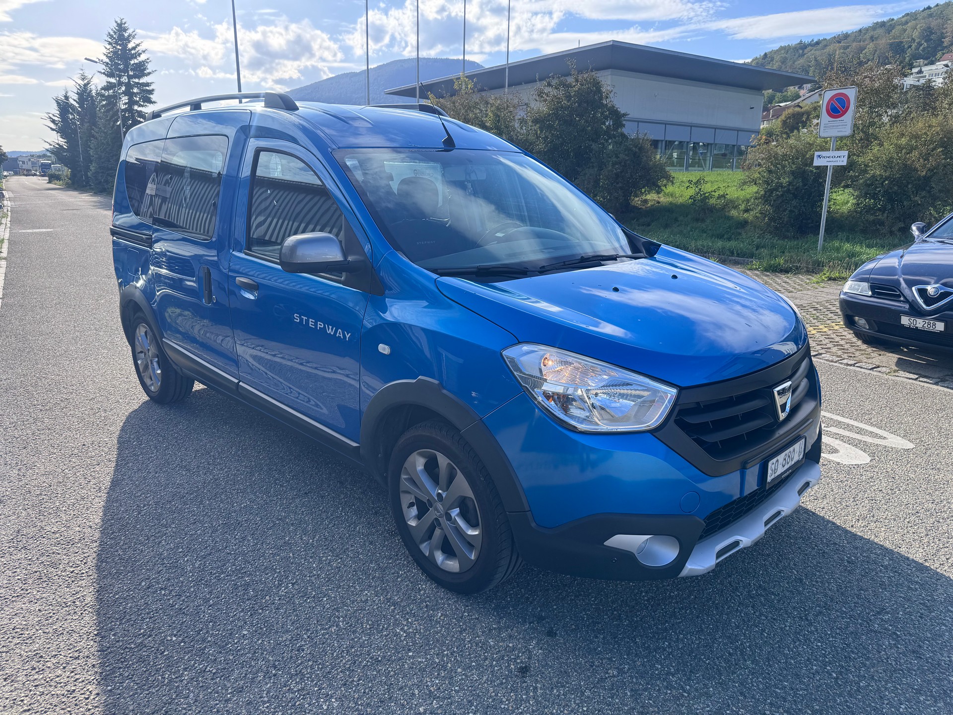 DACIA Dokker 1.2 T Stepway-image-1