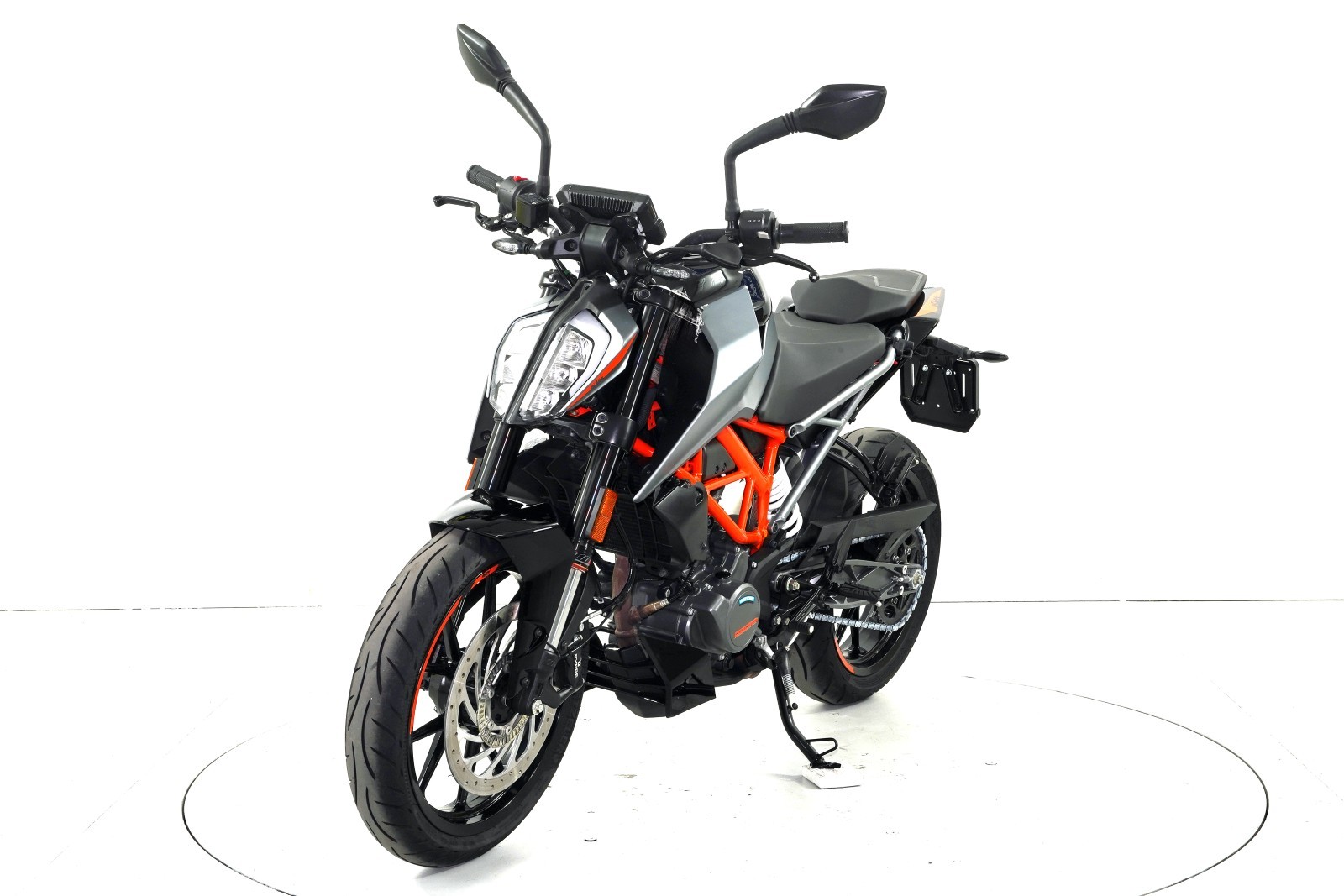 KTM 125 Duke ABS-image-2