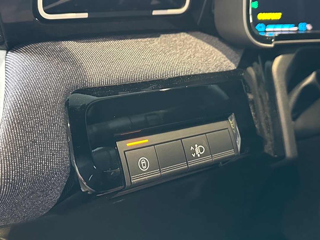 RENAULT R5 E-Tech Comfort Range 52 kWh Techno-image-16