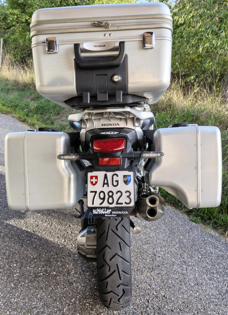 HONDA VFR 1200 X-image-6
