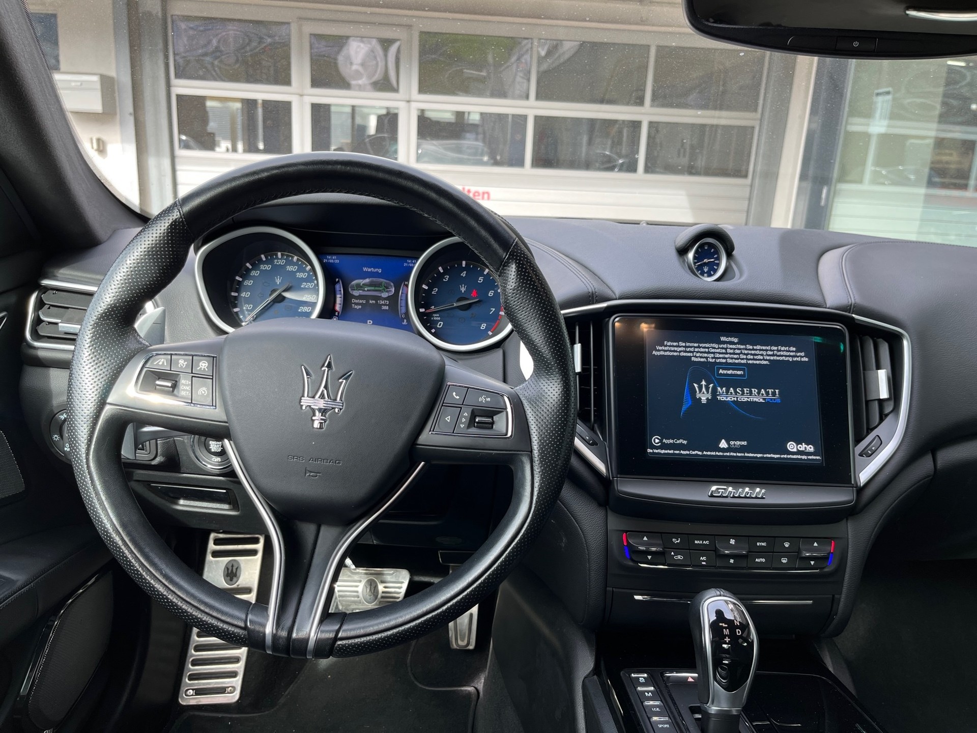 MASERATI Ghibli S 3.0 V6 GranSport-image-5