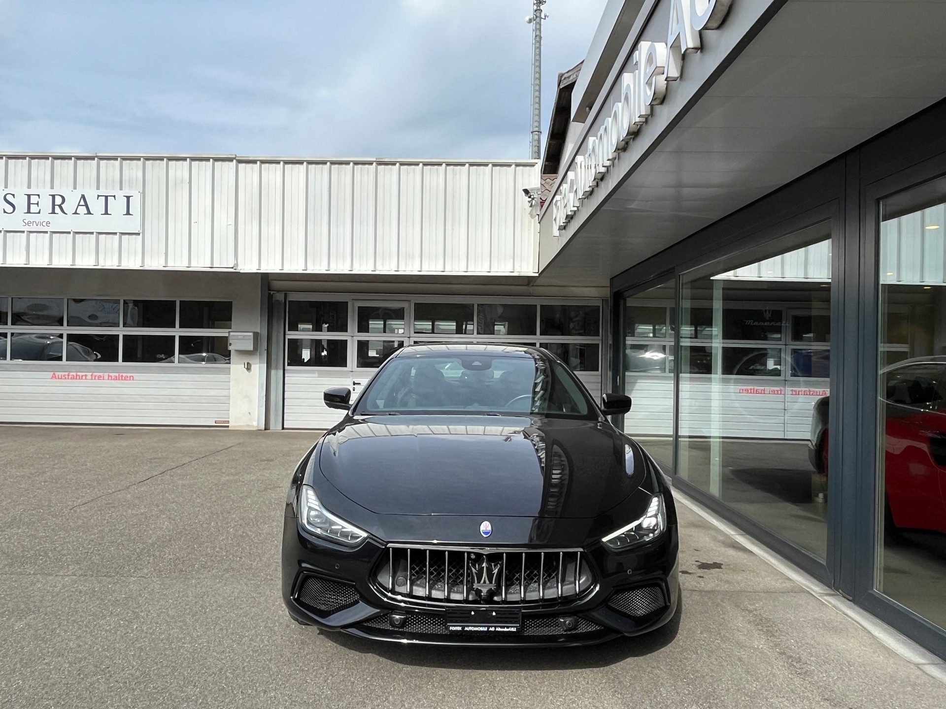 MASERATI Ghibli S 3.0 V6 GranSport-image-10