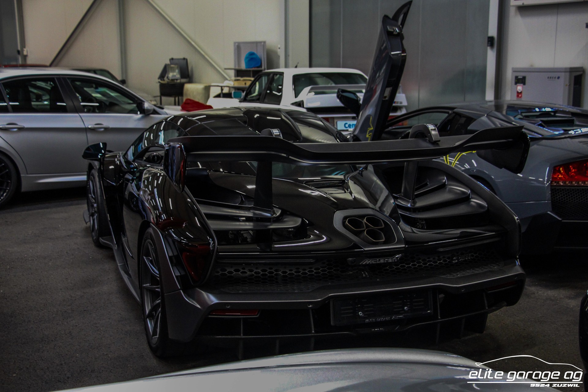 McLAREN SENNA-image-11