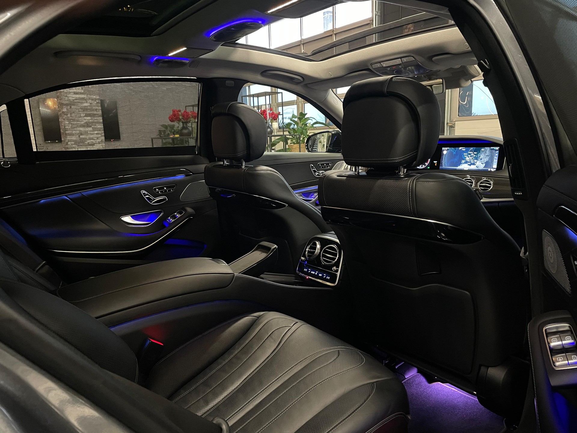 MERCEDES-BENZ S 560 L 4Matic 9G-Tronic-image-13