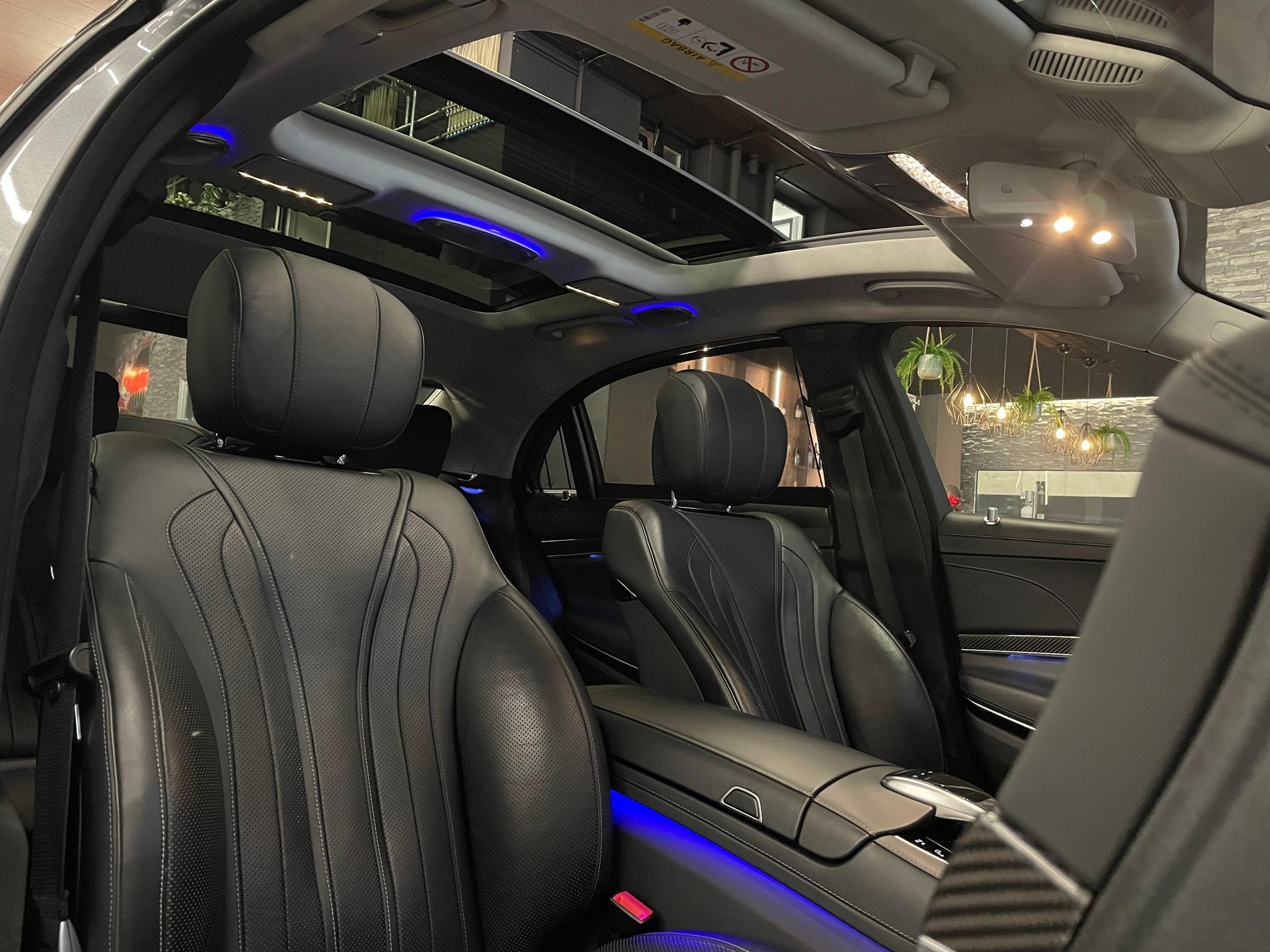MERCEDES-BENZ S 560 L 4Matic 9G-Tronic-image-15