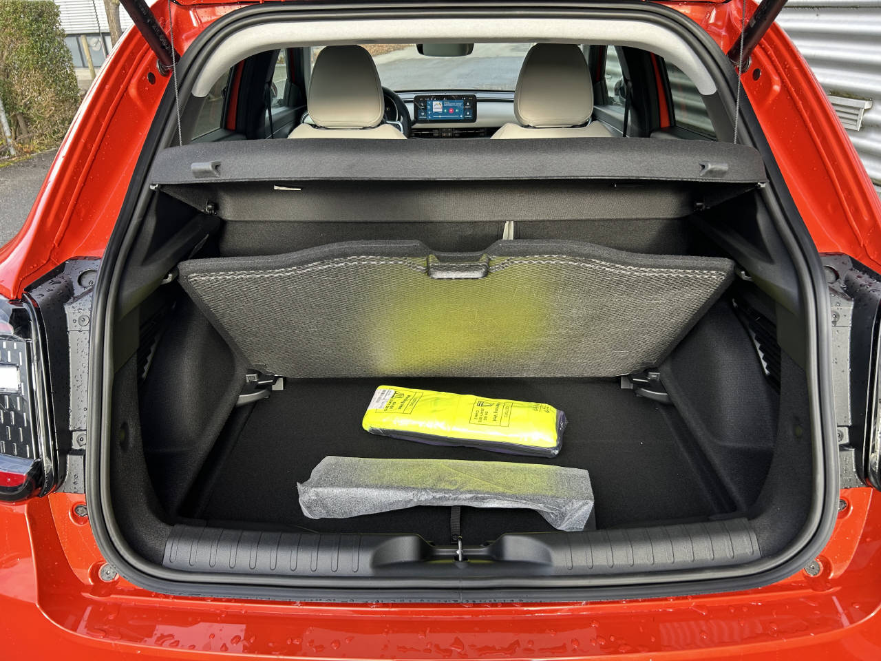 FIAT 600 1.2 Hybrid La Prima-image-5