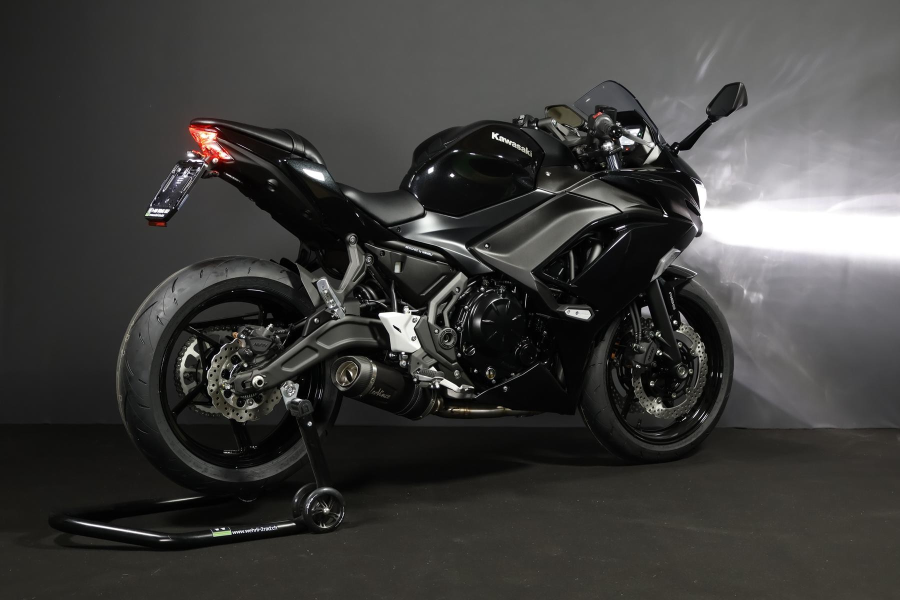 KAWASAKI Ninja 650 (50/35 KW) *Black Edition* Level 3-image-13