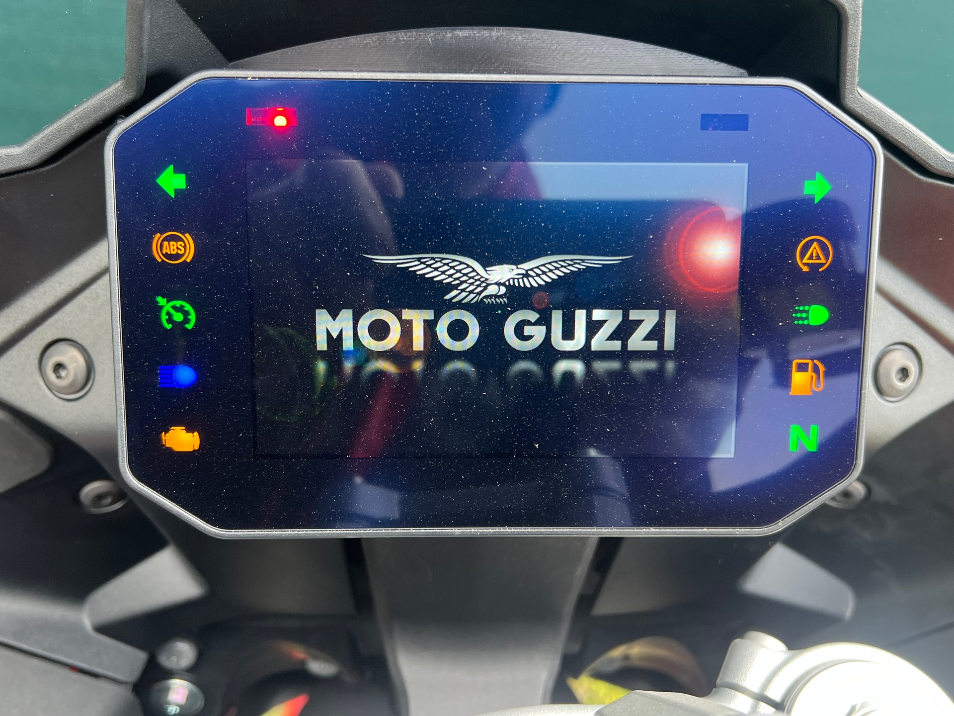 MOTO GUZZI V100 Mandello-image-8