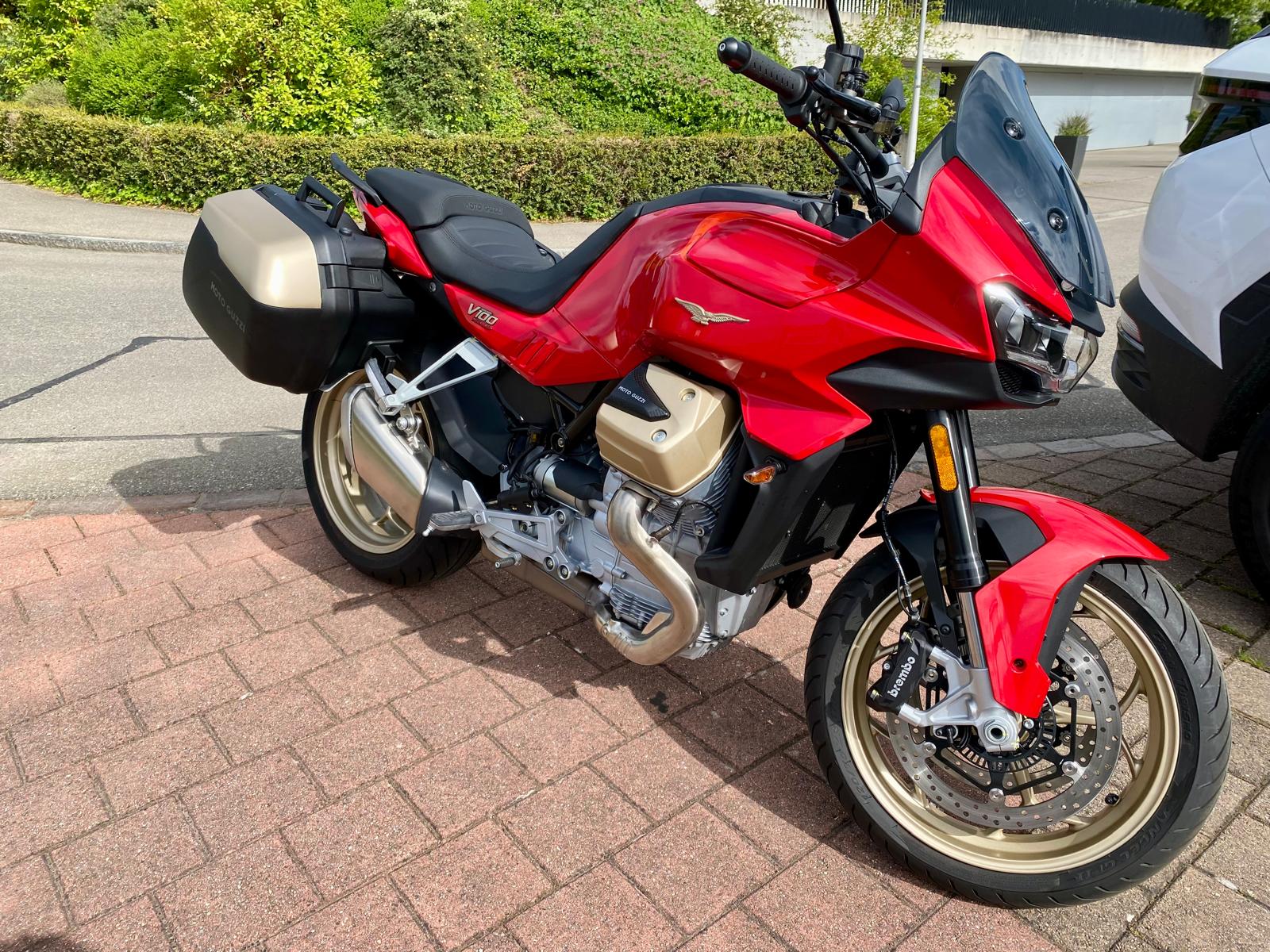 MOTO GUZZI V100 Mandello