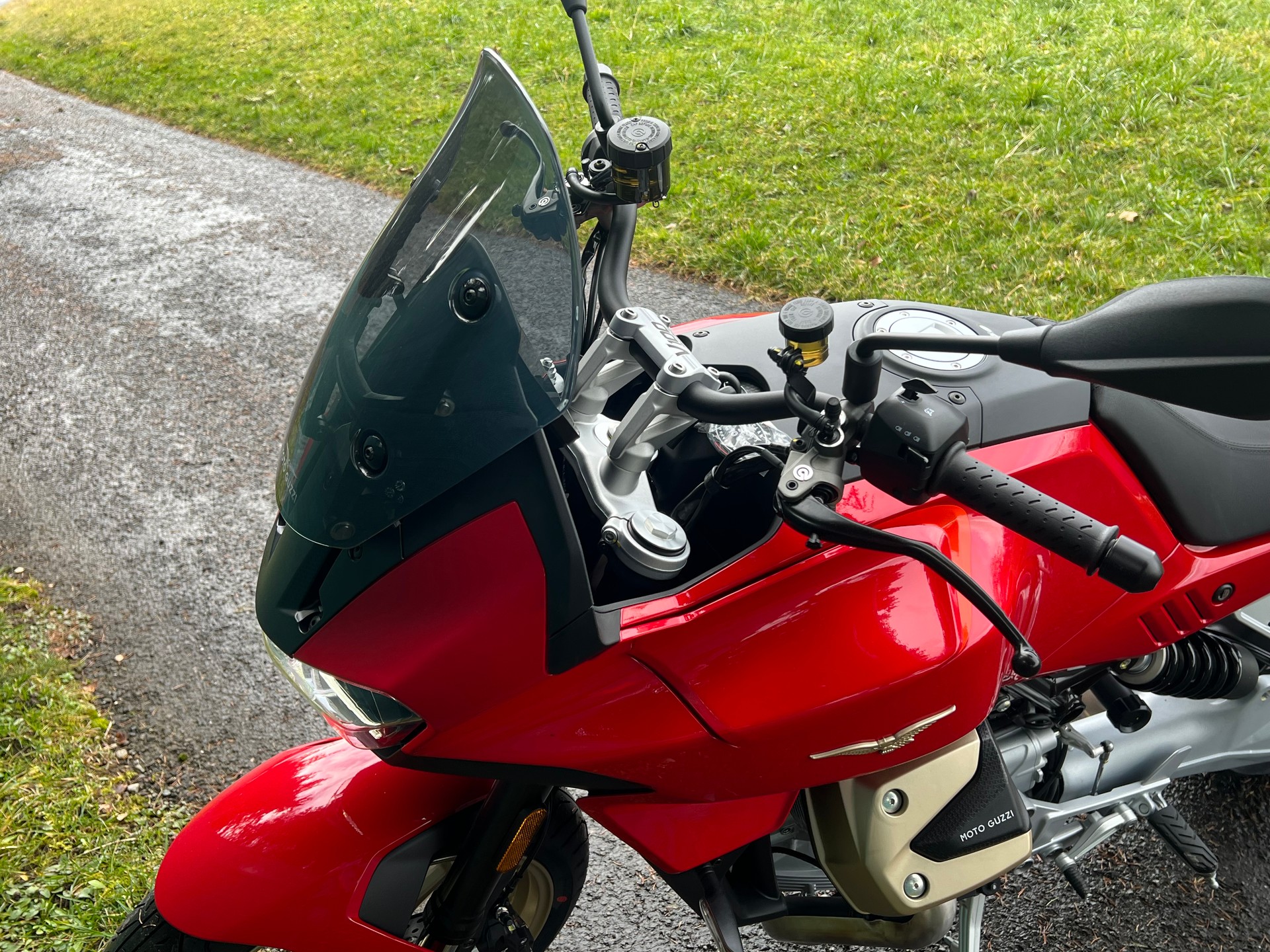 MOTO GUZZI V100 Mandello-image-4
