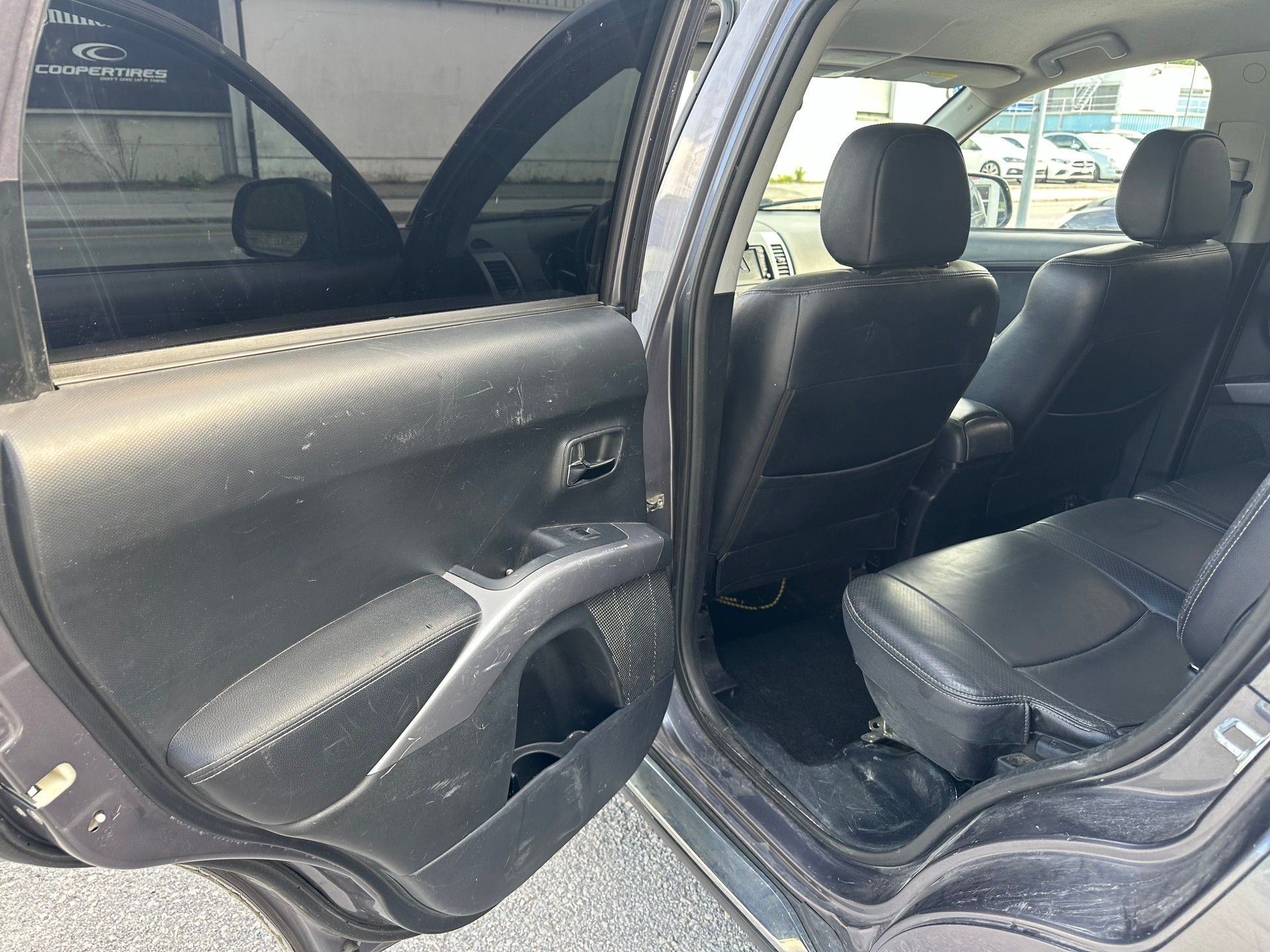 CITROEN C-Crosser 2.2 HDi Exclusive DCS6-image-9