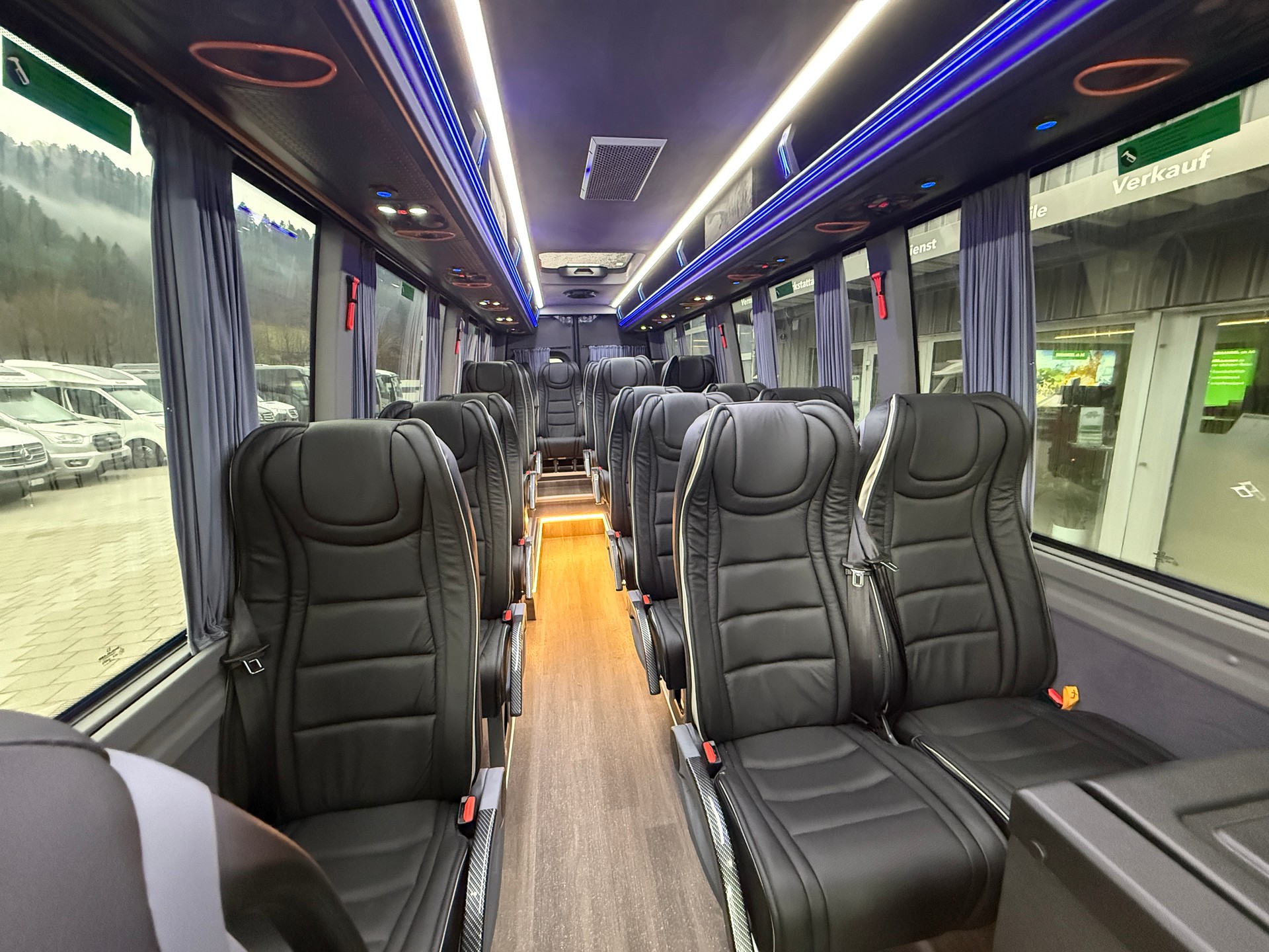 MERCEDES-BENZ Sprinter 519 VIP LAND XXL Midibus-image-5