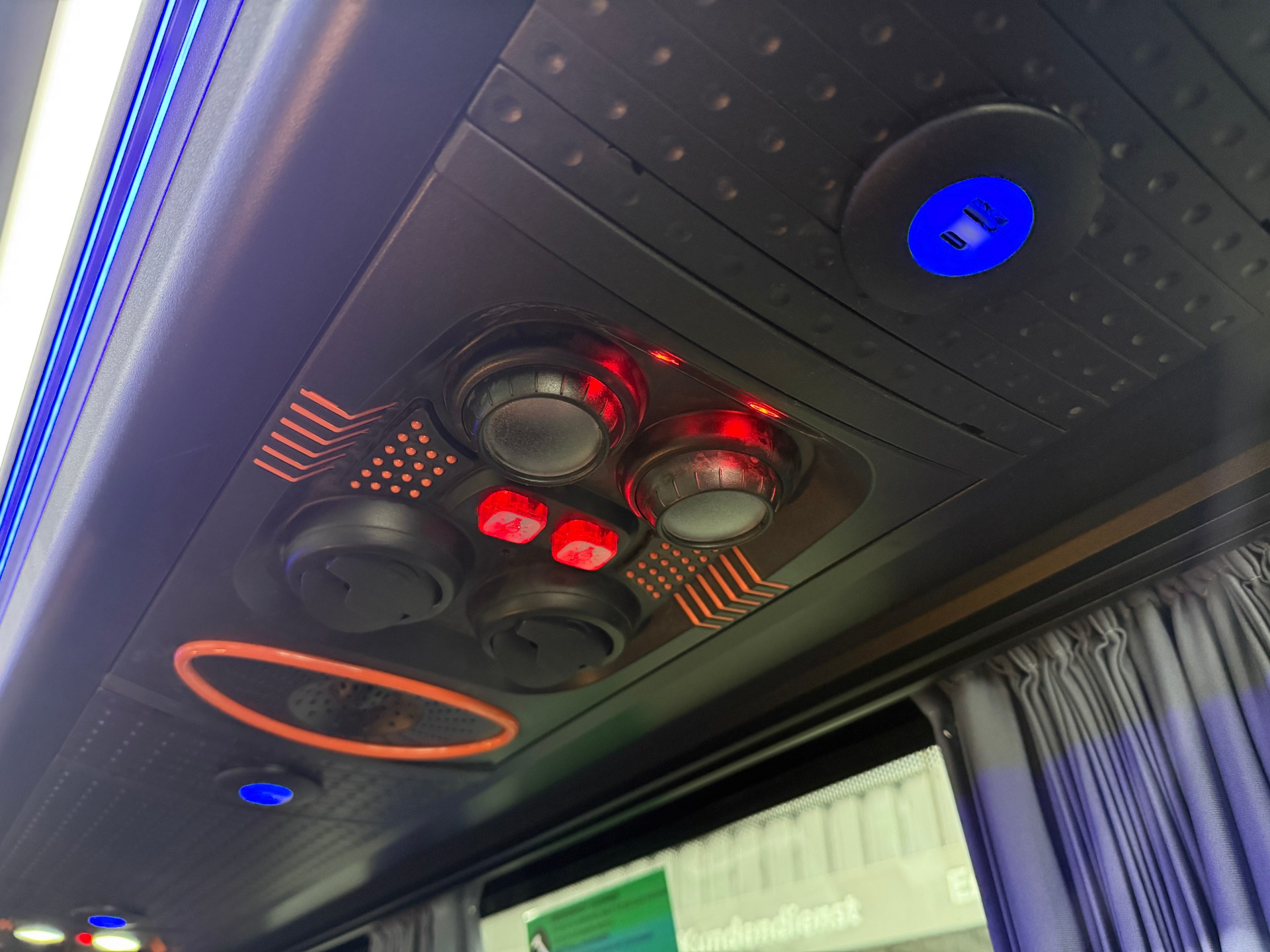 MERCEDES-BENZ Sprinter 519 VIP LAND XXL Midibus-image-8