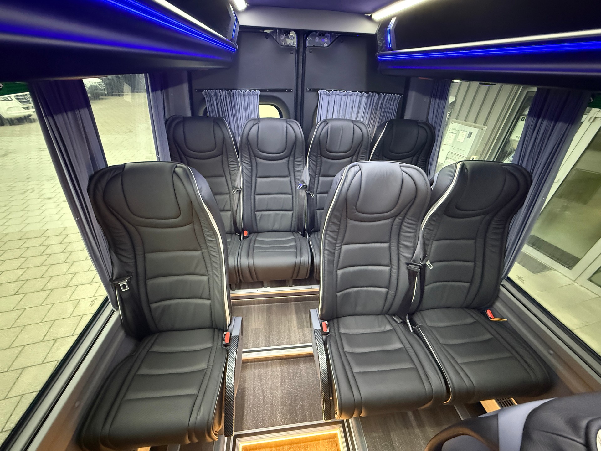MERCEDES-BENZ Sprinter 519 VIP LAND XXL Midibus-image-6