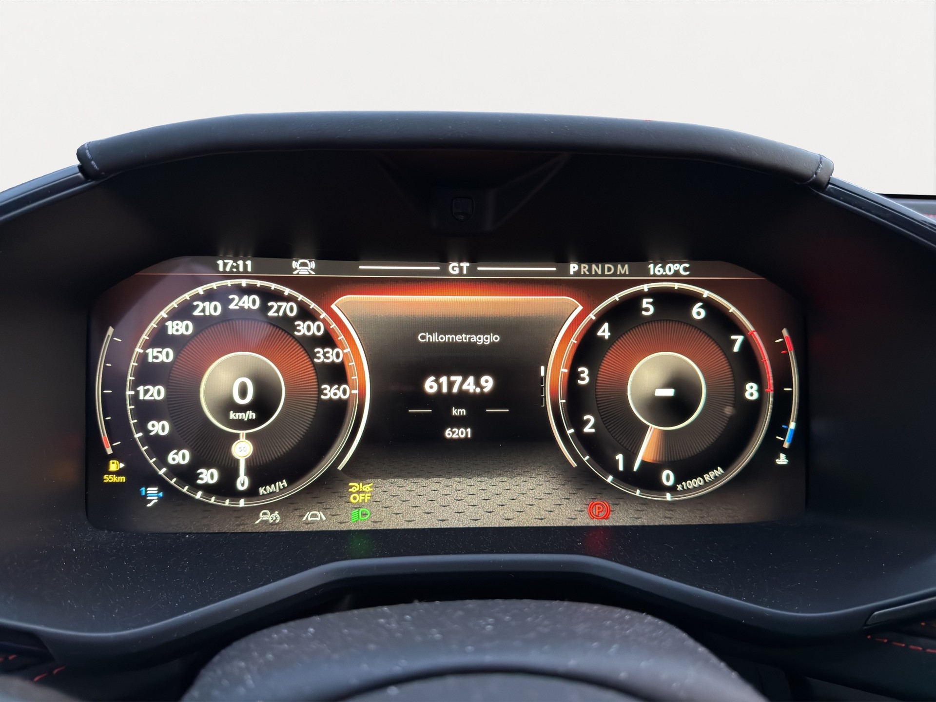 ASTON MARTIN DBX 707 4.0 V8 NEW MODEL-image-7