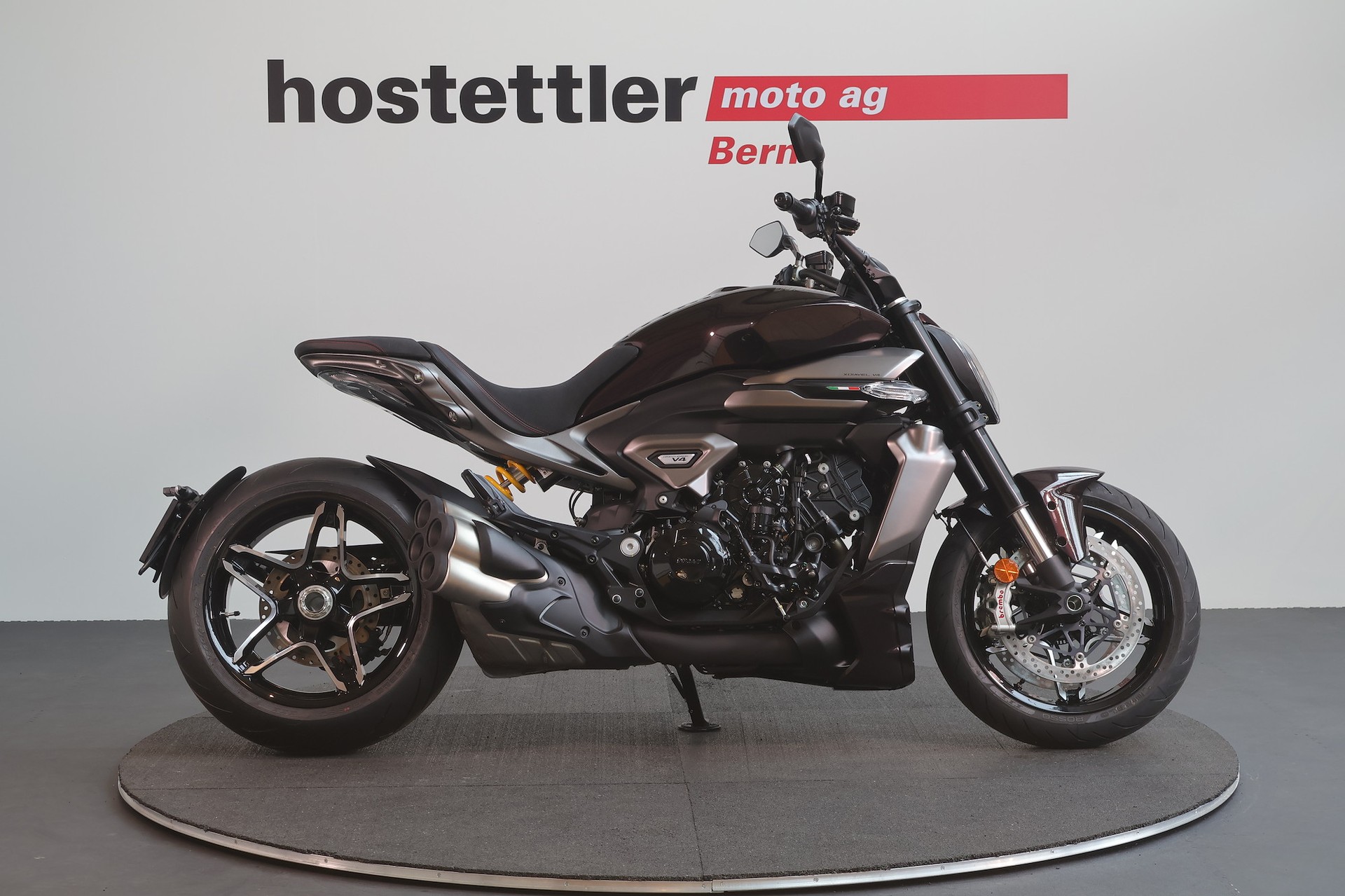 DUCATI X Diavel V4-image-1
