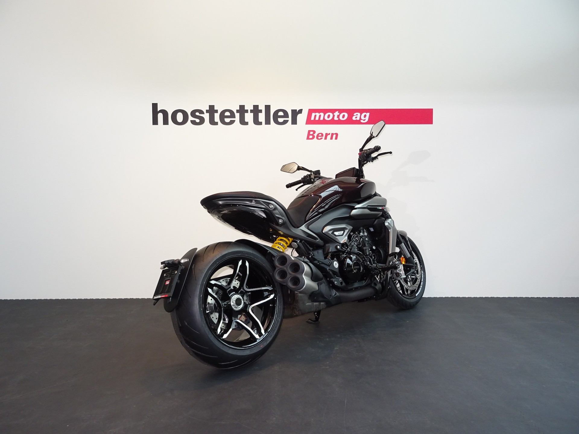 DUCATI X Diavel V4-image-3