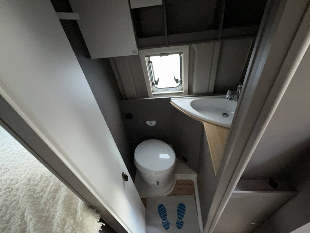 LMC Innovan 600 mit Aufstelldach-image-9