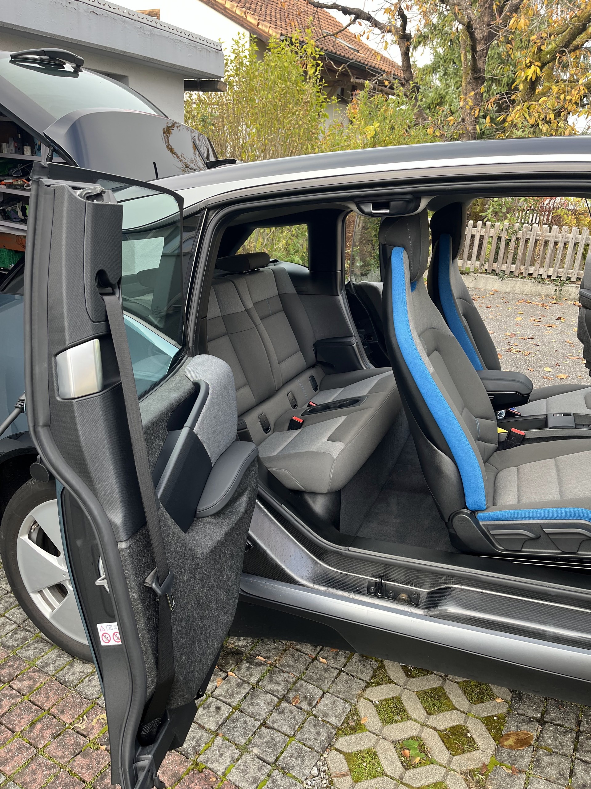BMW i3 (120Ah)-image-11