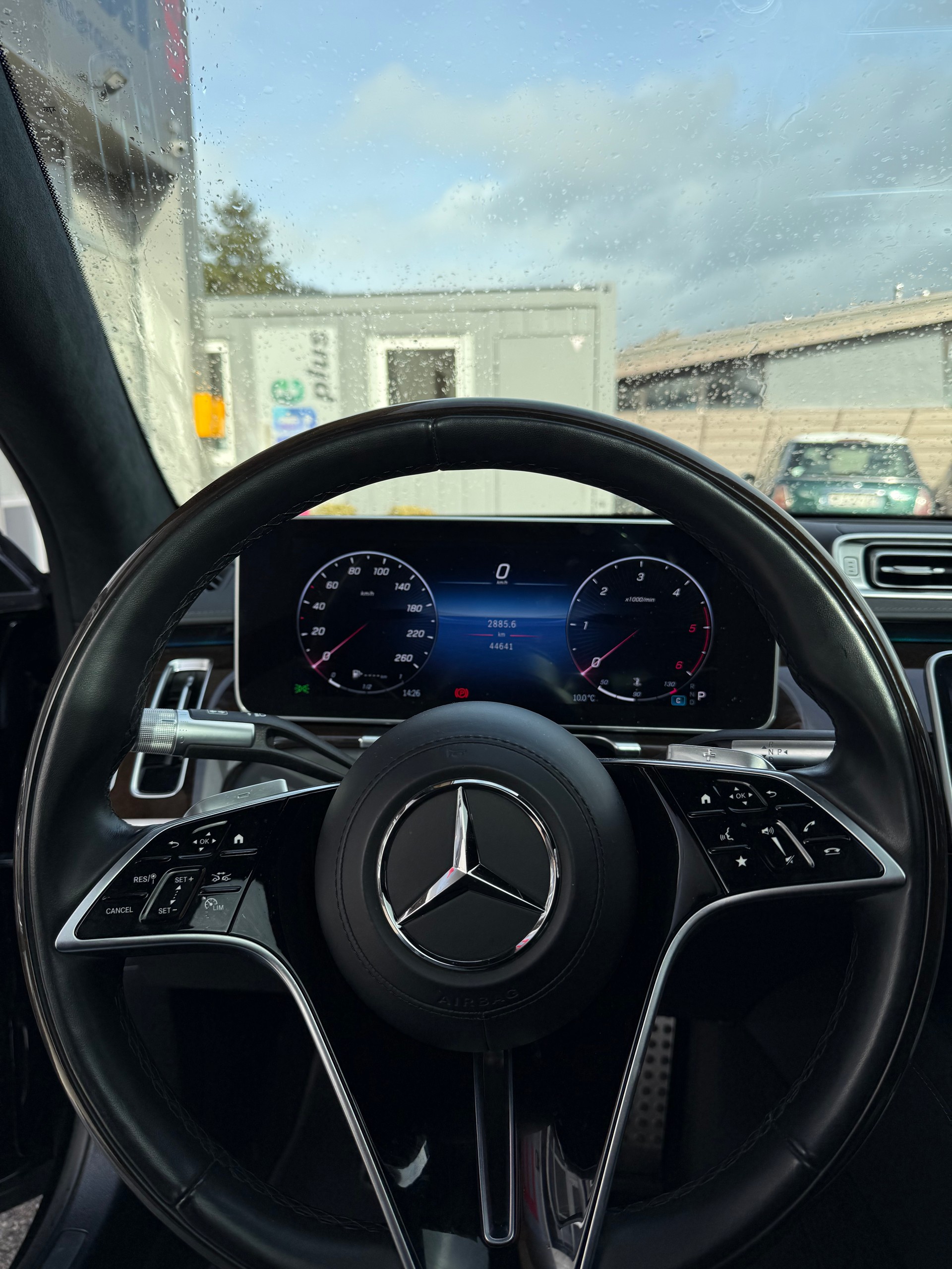 MERCEDES-BENZ S 400 d 4Matic AMG Line 9G-Tronic-image-6