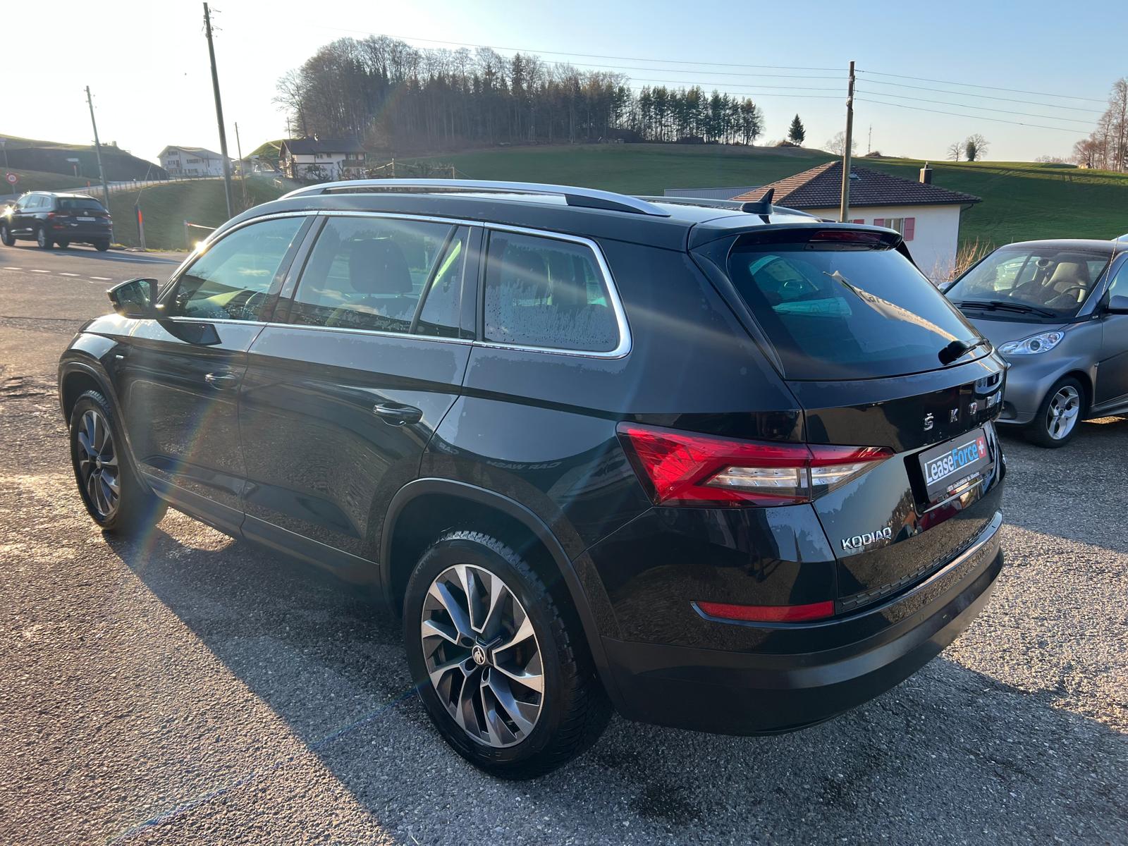 SKODA Kodiaq 2.0 TDI SCR Drive 4x4 DSG-image-3