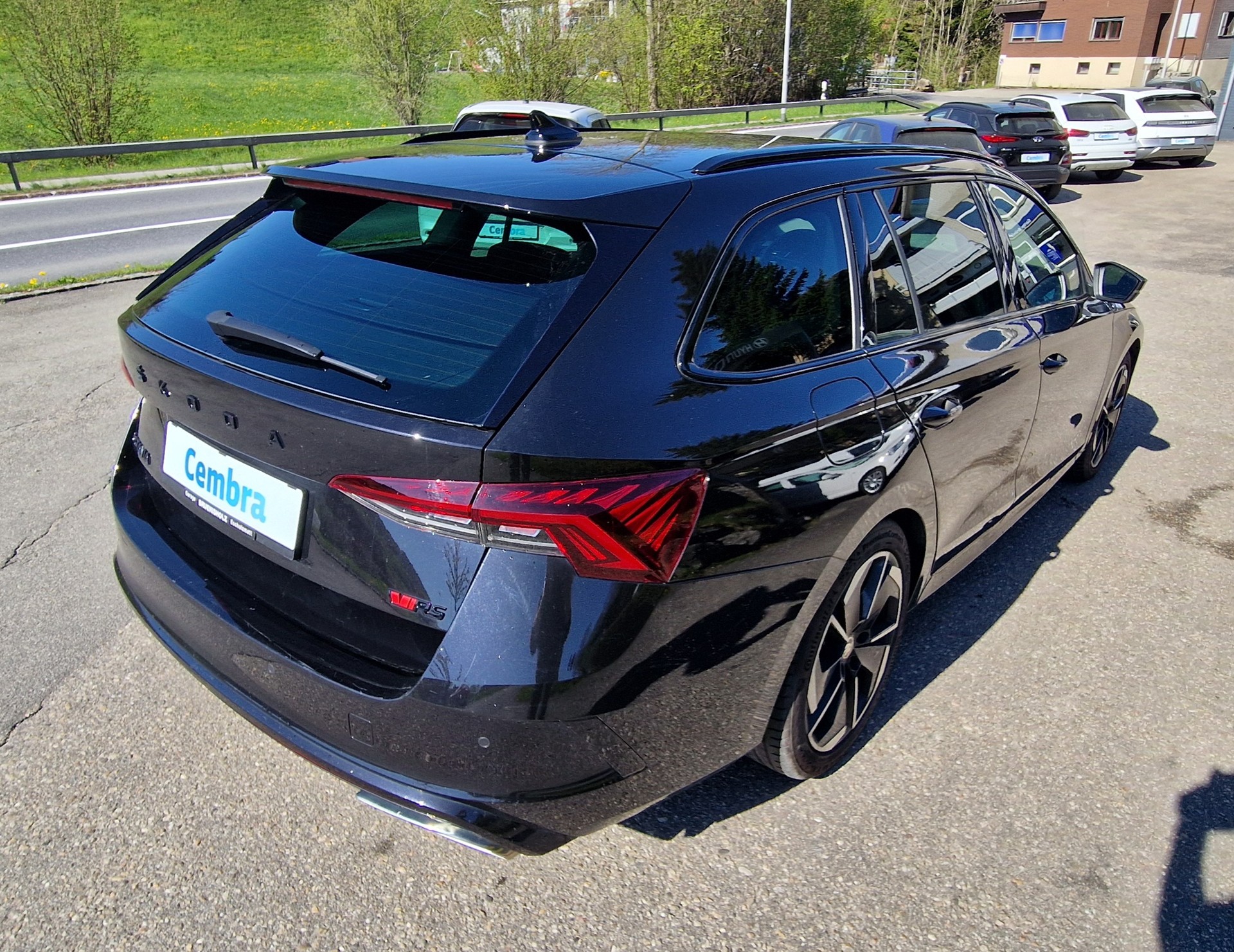 SKODA Octavia Combi 2.0 TDI DSG RS 4x4-showroom-element-3