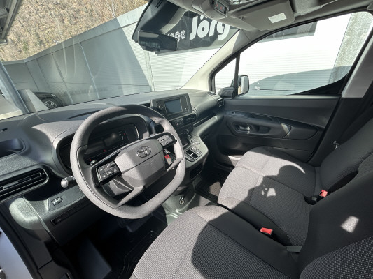 TOYOTA Proace City Van 1.5D ActL-image-6
