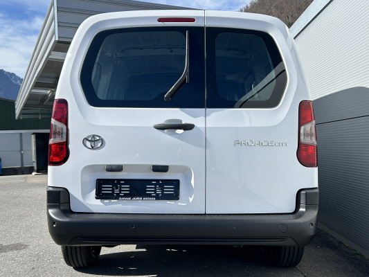TOYOTA Proace City Van 1.5D ActL-image-4