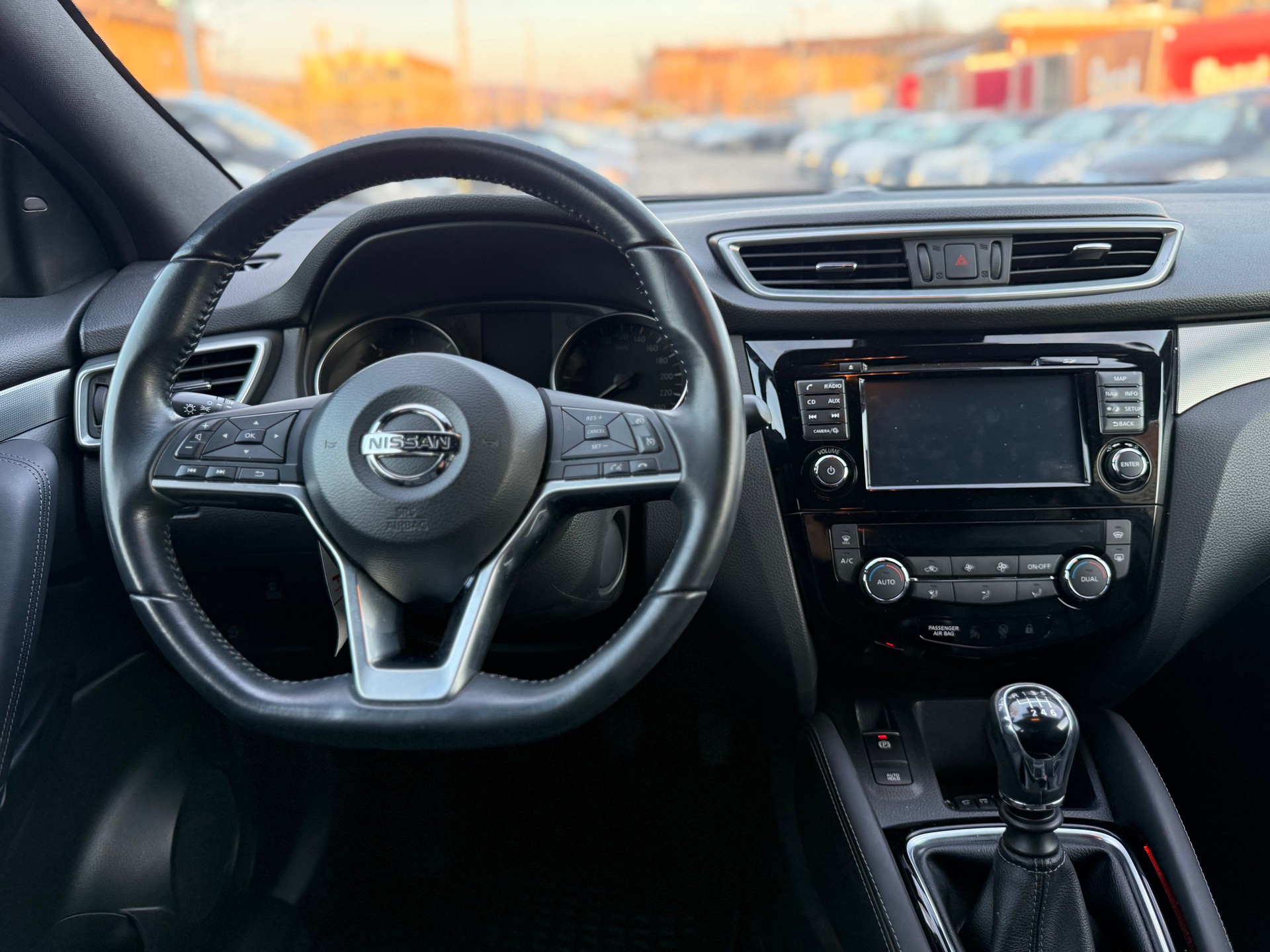 NISSAN Qashqai 1.6 dCi tekna ALL-MODE 4x4-image-9