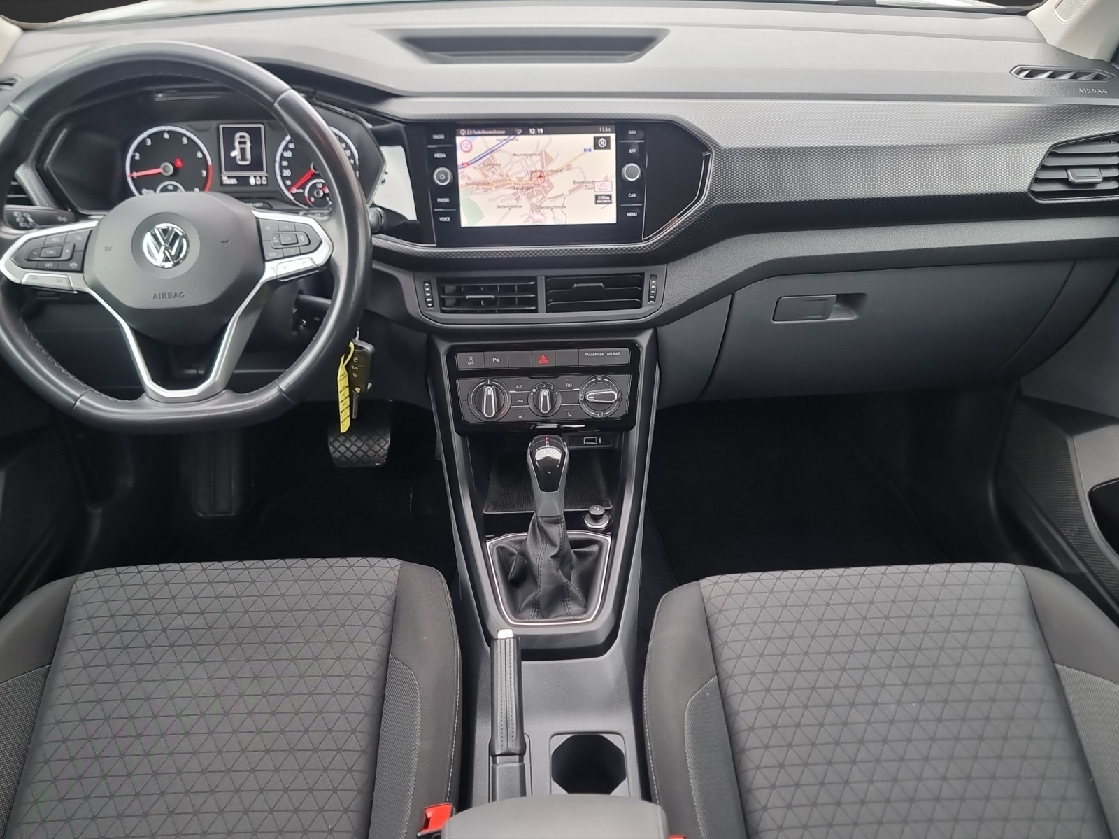 VW T-Cross 1.0 TSI Life DSG-image-10