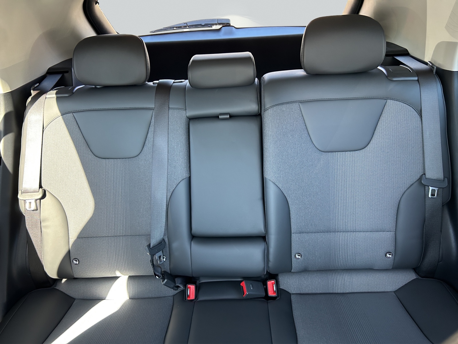 KIA Niro 1.6 GDi Hybrid Power Edition-image-8