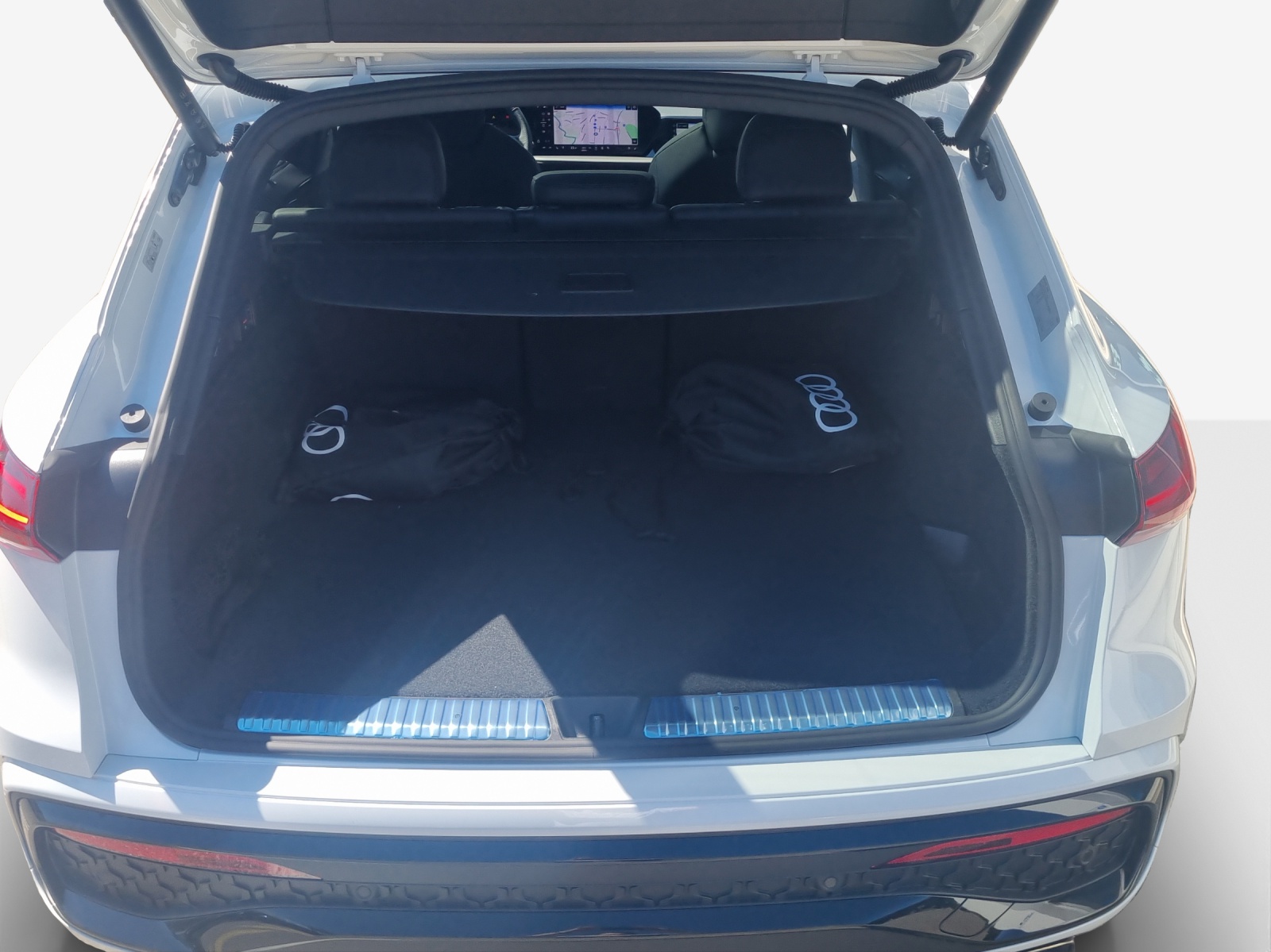 AUDI Q5 e-hybrid quattro 270 kW S-tronic-image-12