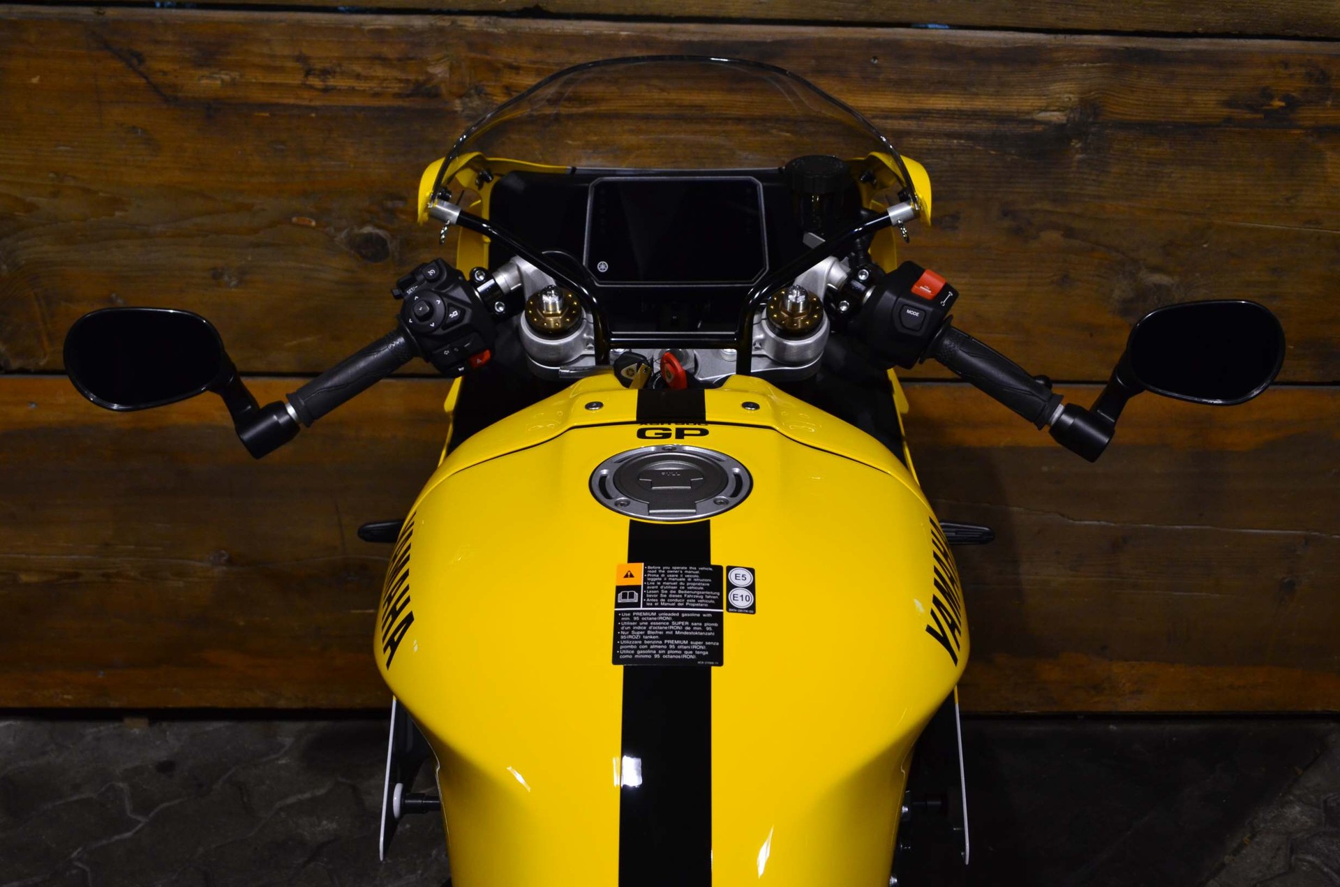 YAMAHA XSR 900 GP ABS-image-2