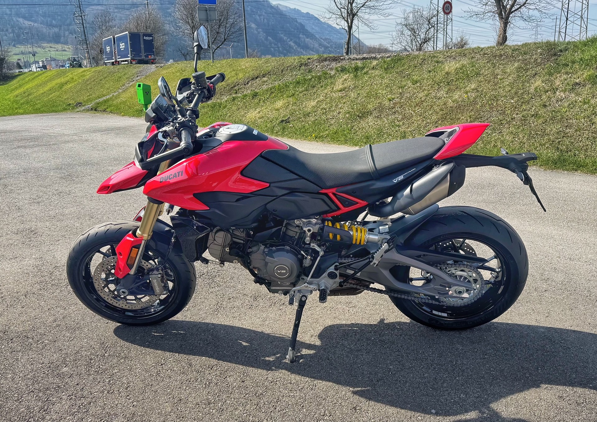 DUCATI Hypermotard V2 (35kW)-image-3