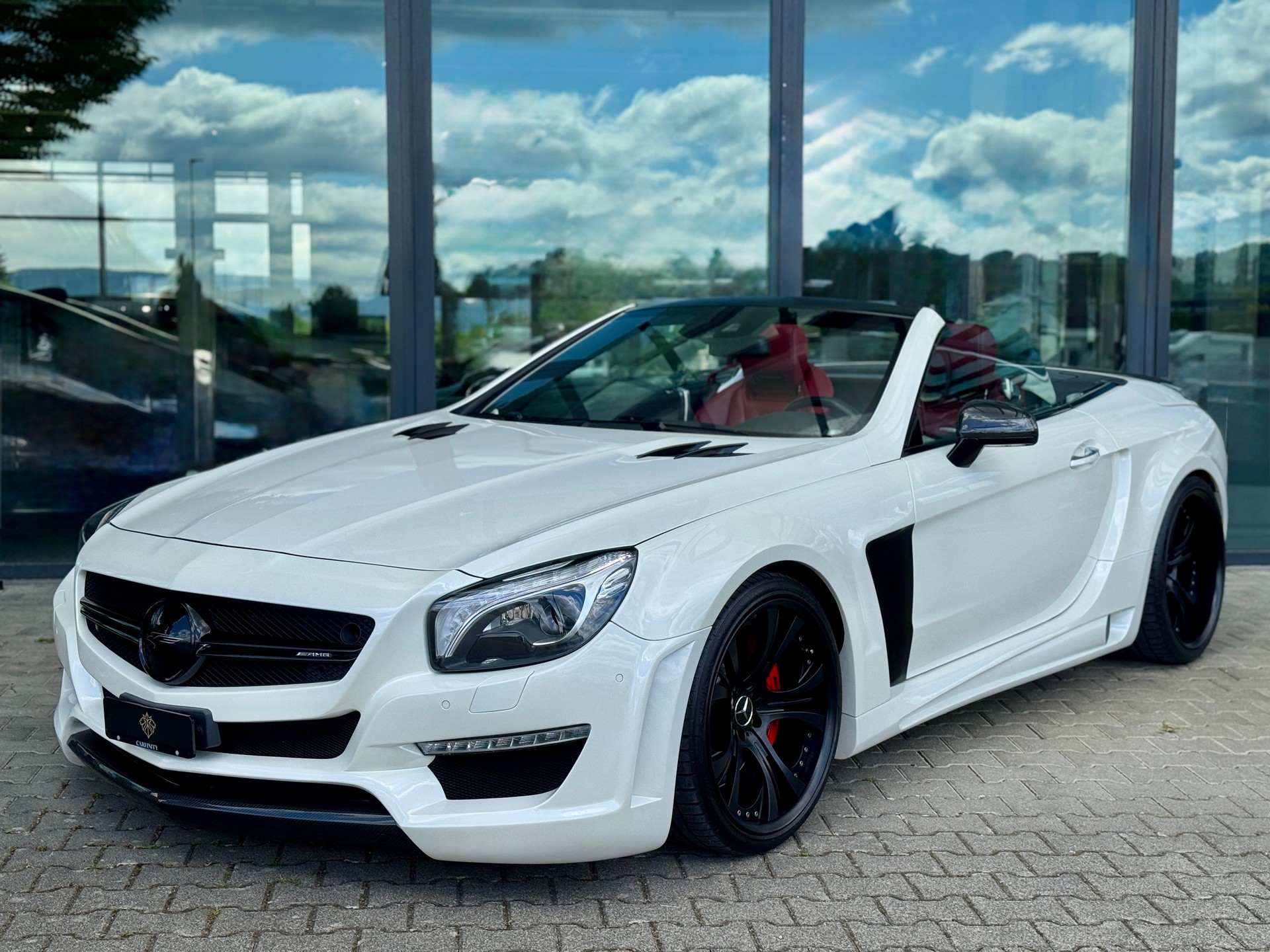 MERCEDES-BENZ SL 63 AMG Speedshift FAB Design-showroom-element-2
