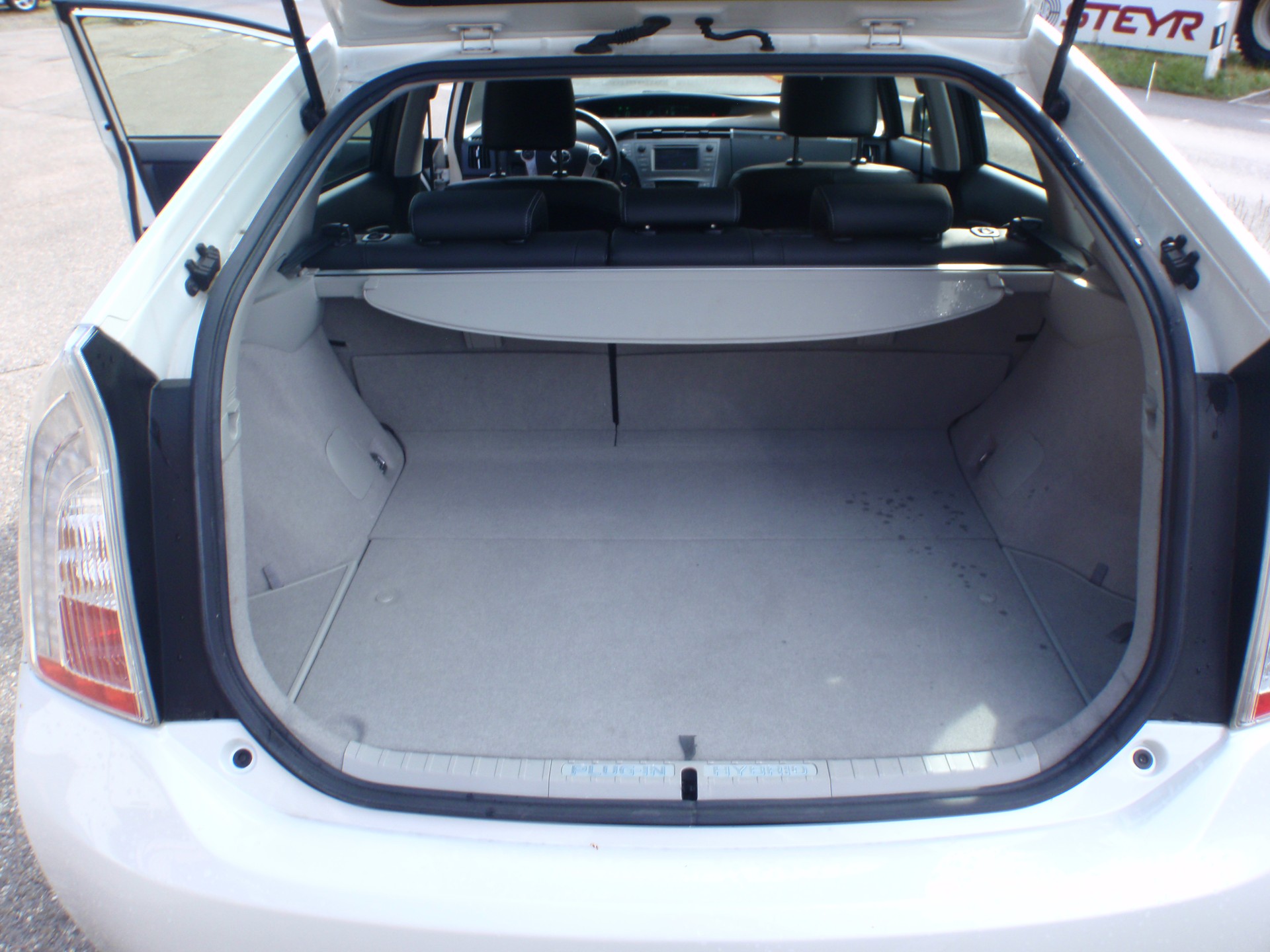 TOYOTA Prius 1.8 16V Plug-in Hybrid Sol Premium-image-10